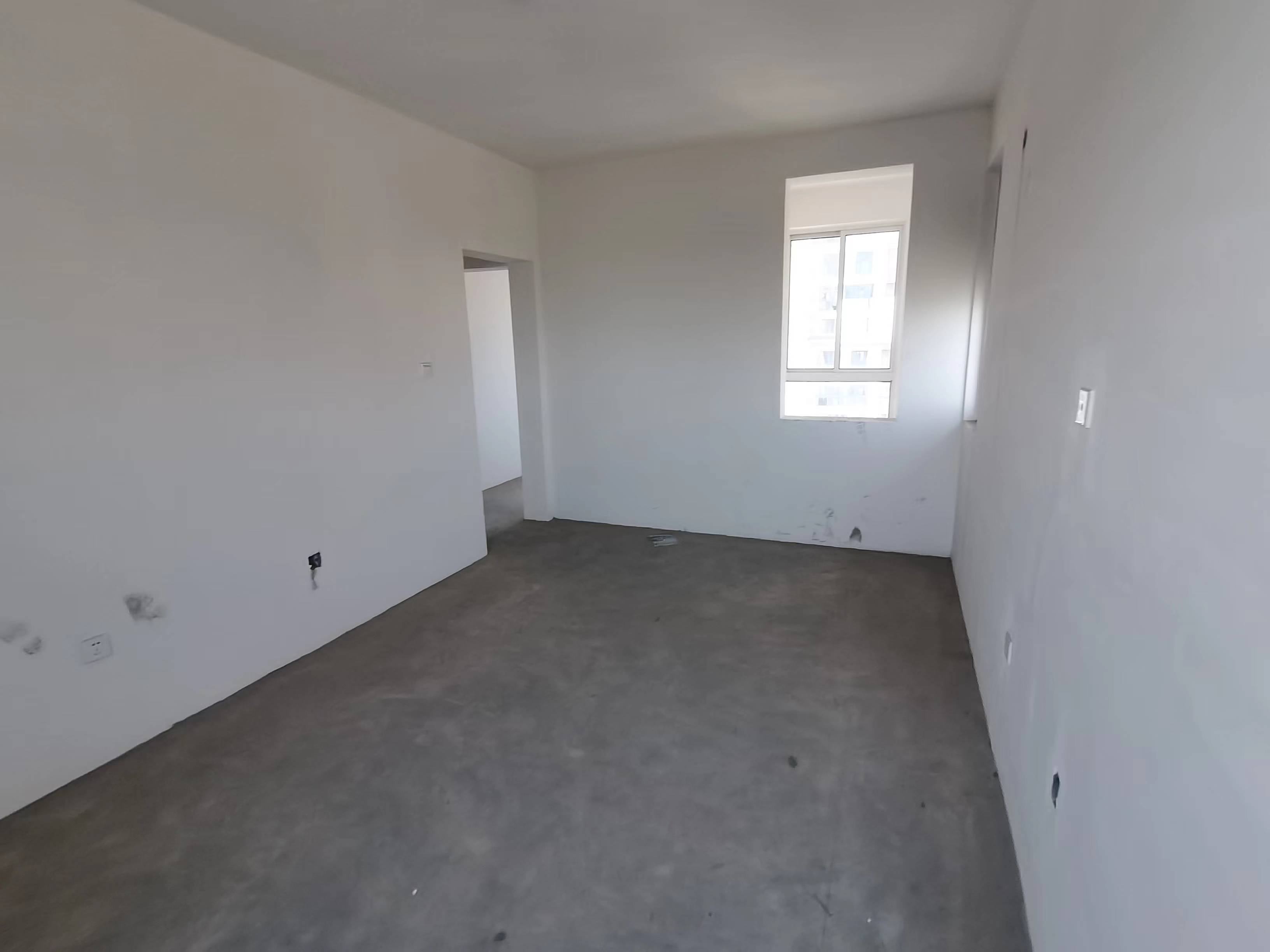 湖滨华庭 3室2厅2卫 116.57m&sup2;