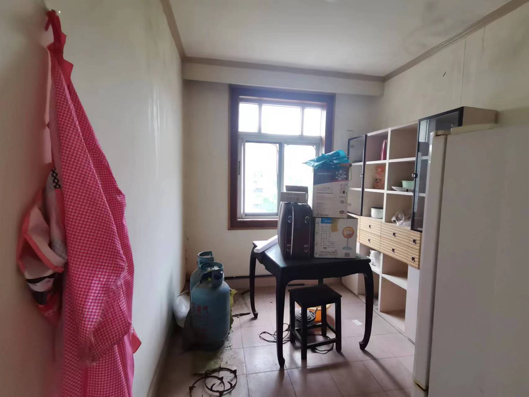 翠园新村 3室2厅1卫 100m&sup2;