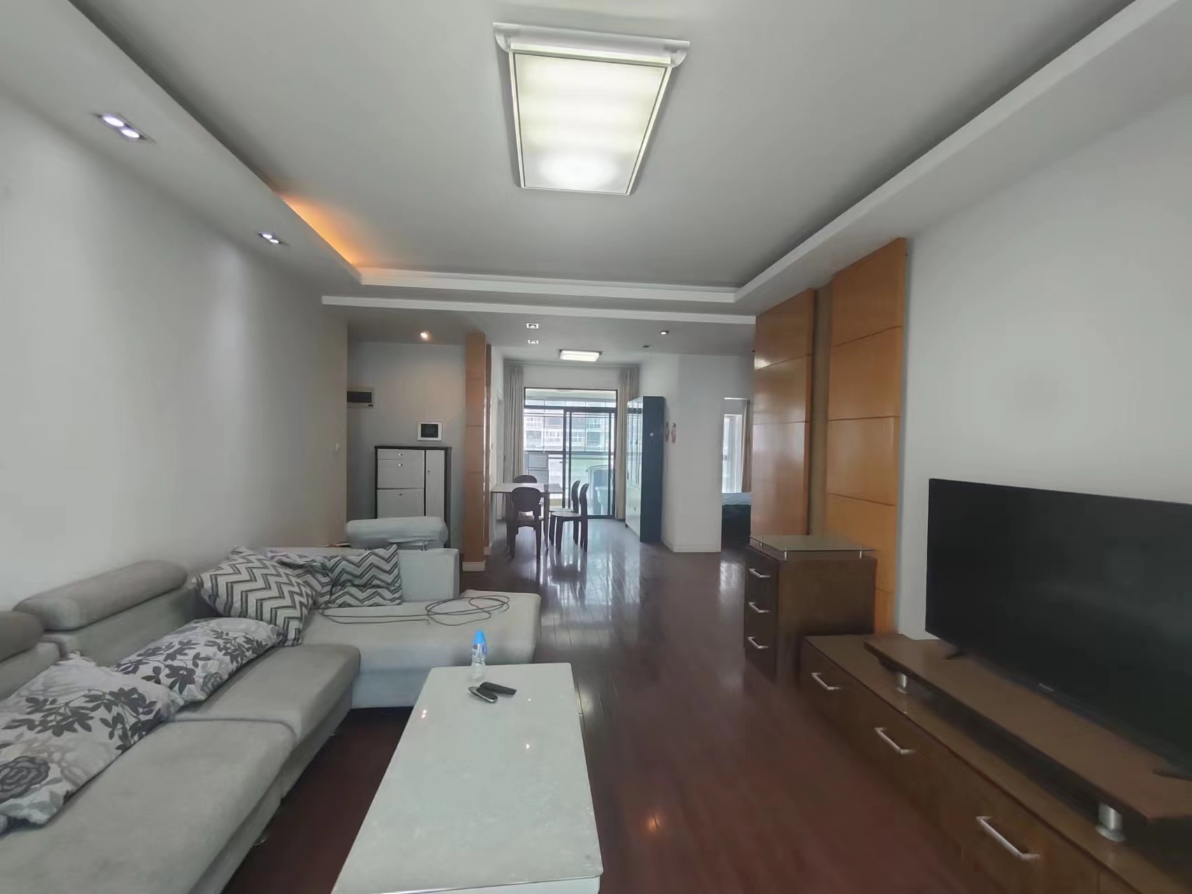 中南世纪城北区 2室2厅1卫 120m&sup2;
