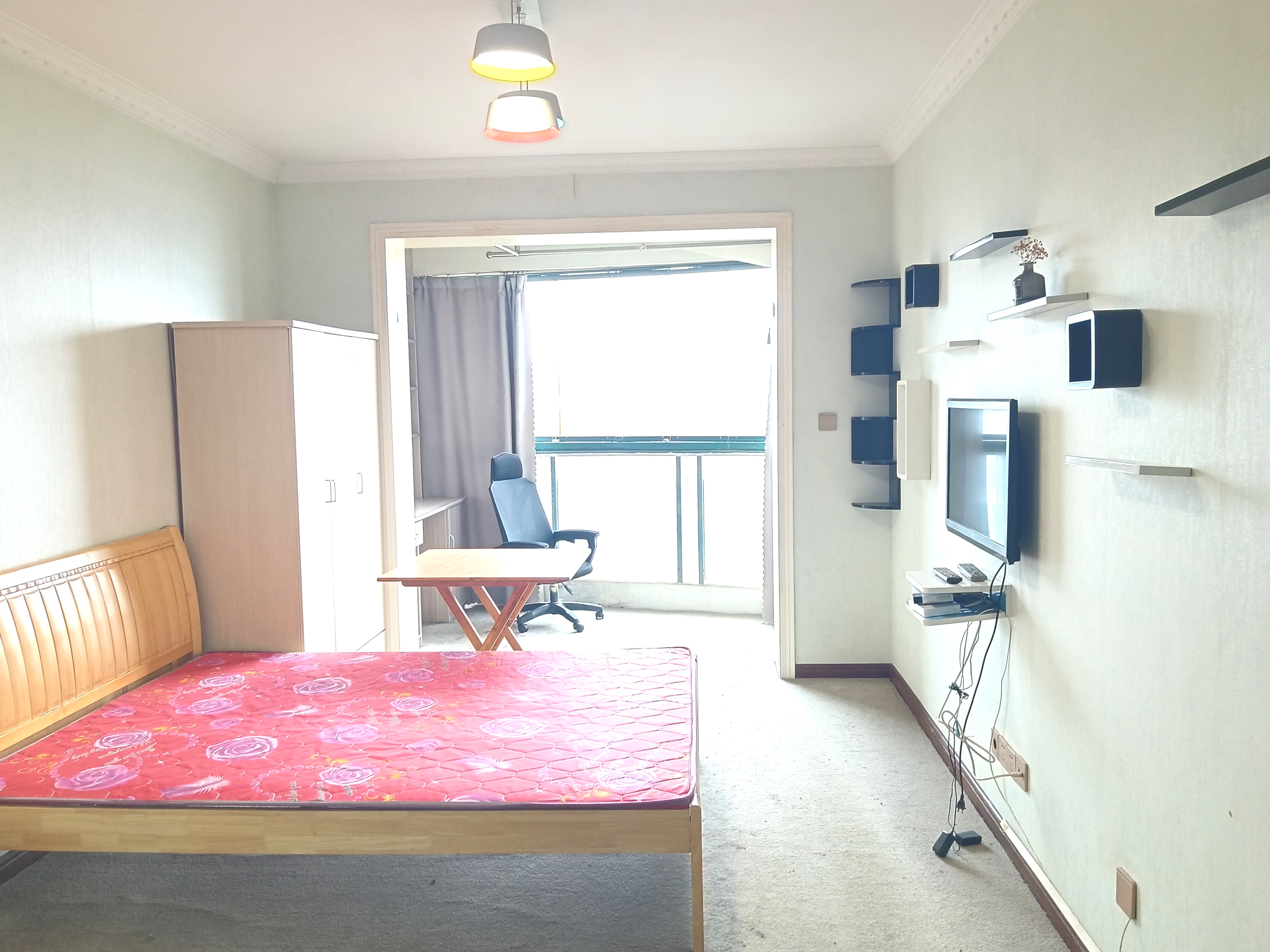 凤凰莱茵苑 1室1厅1卫 45m&sup2;