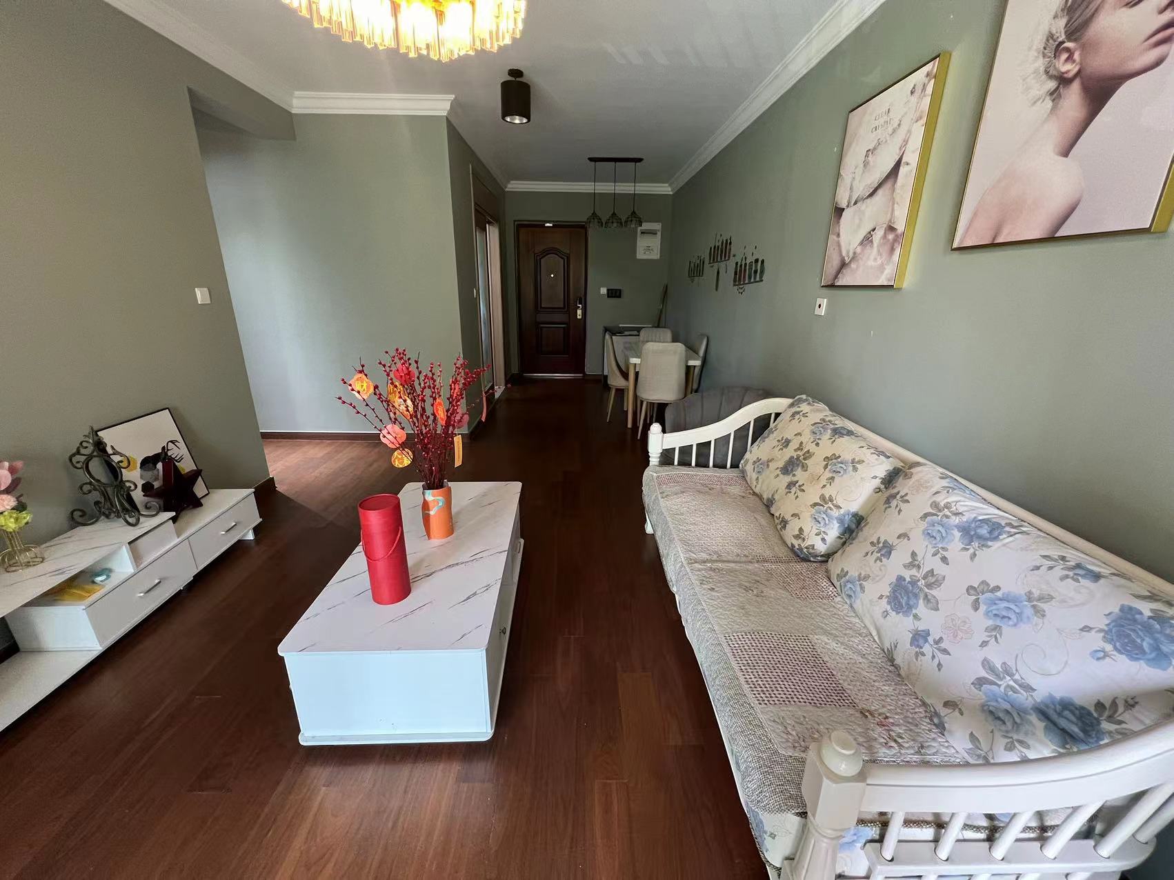 观澜台 3室2厅2卫 102.00m²