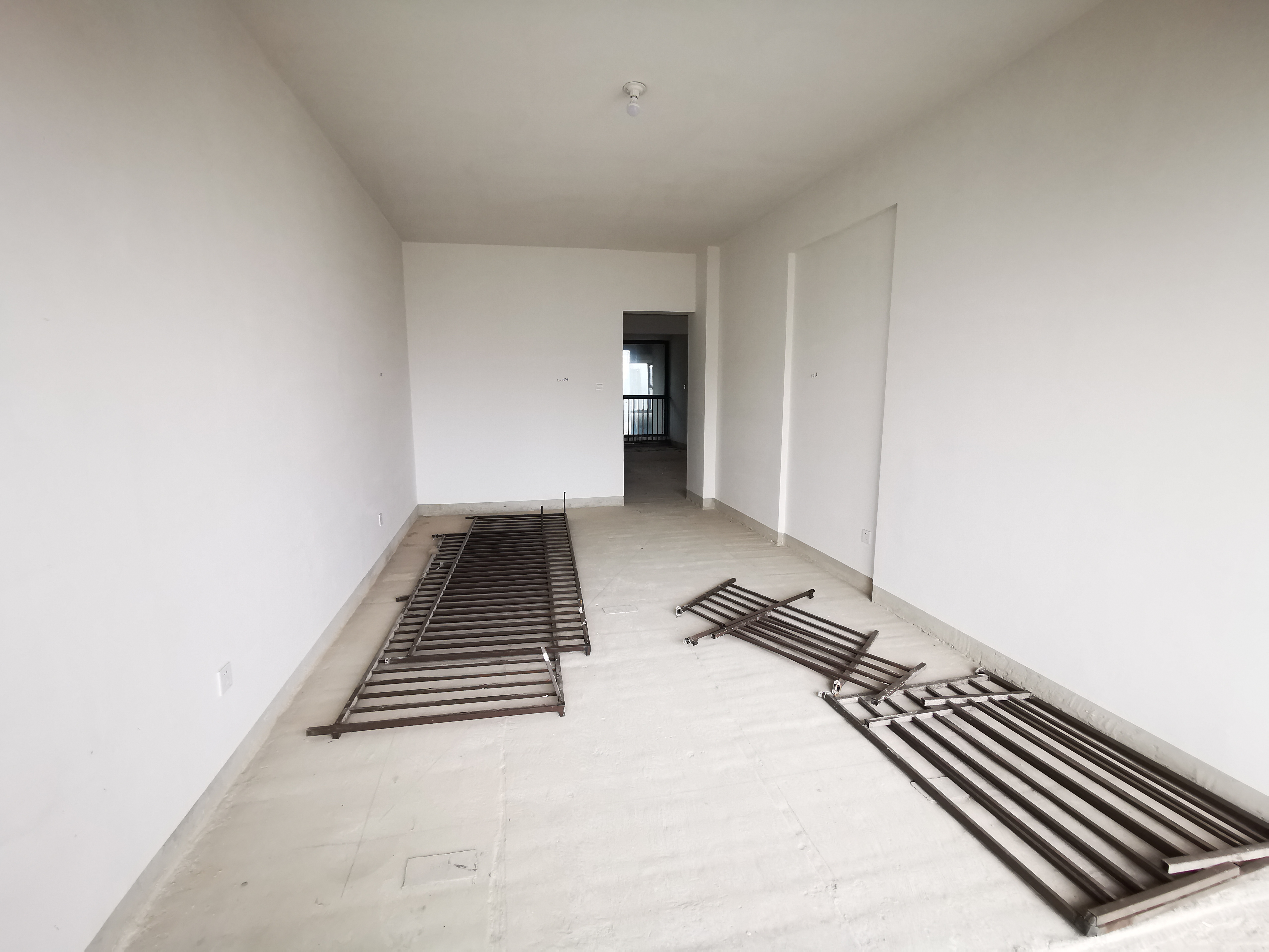 南山湖一号 4室2厅2卫 257.00m&sup2;