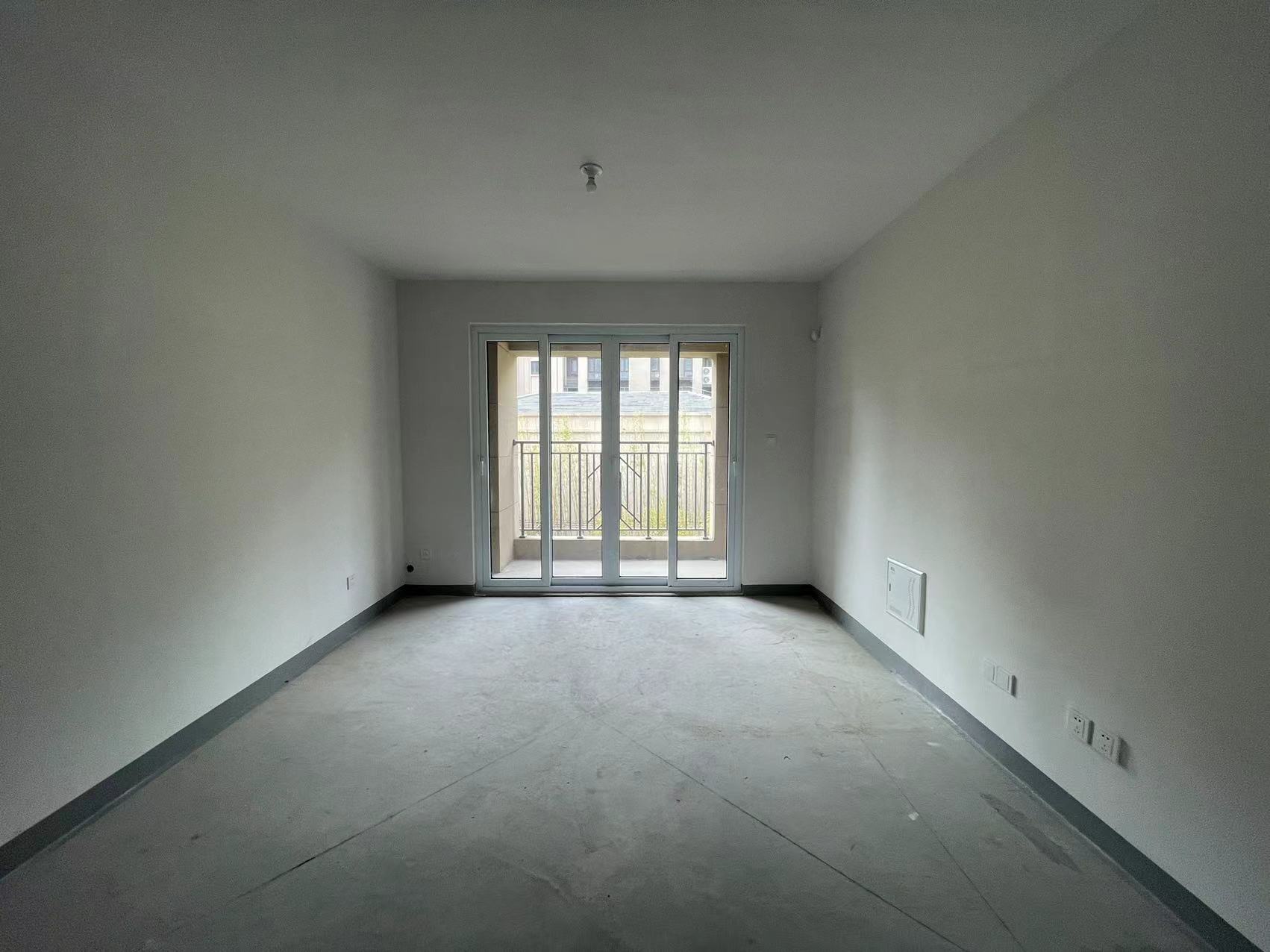 金地繁茂里 4室2厅2卫 118m&sup2;