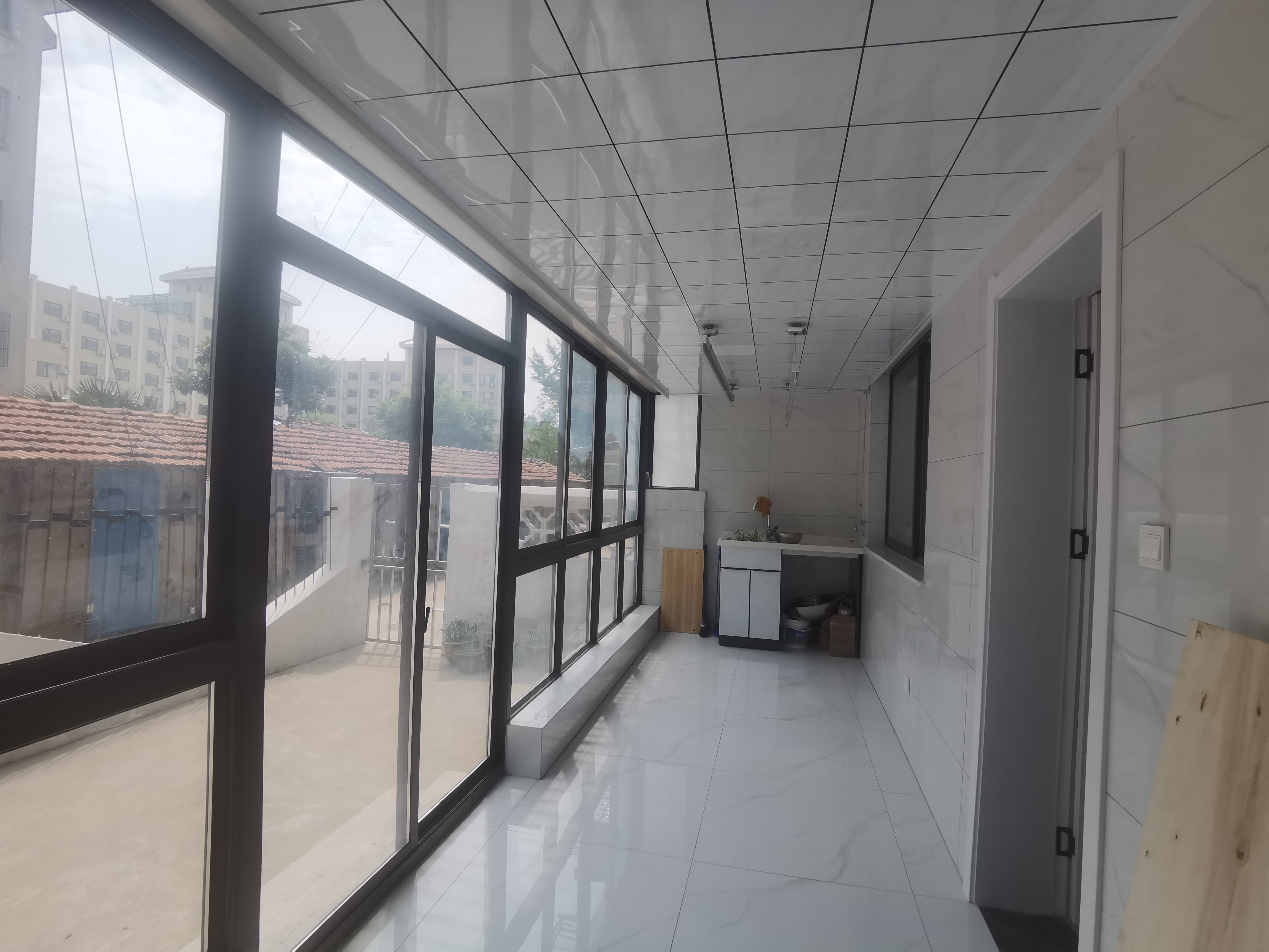 金南小区 3室2厅1卫 93m&sup2;