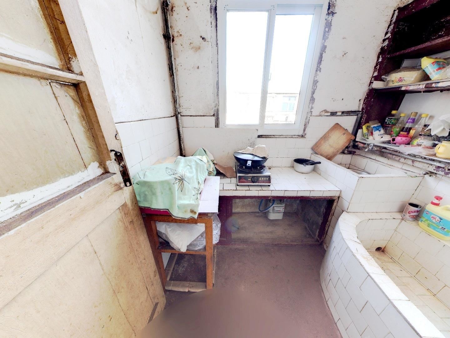 青年路新村 1室1厅1卫 40.4m&sup2;