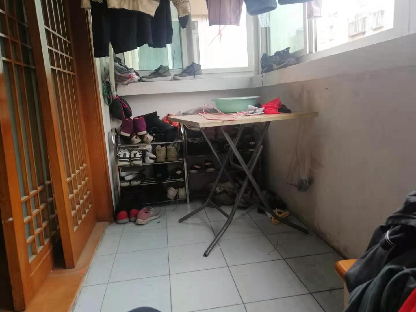 学田棕榈园 3室1厅1卫 83m&sup2;
