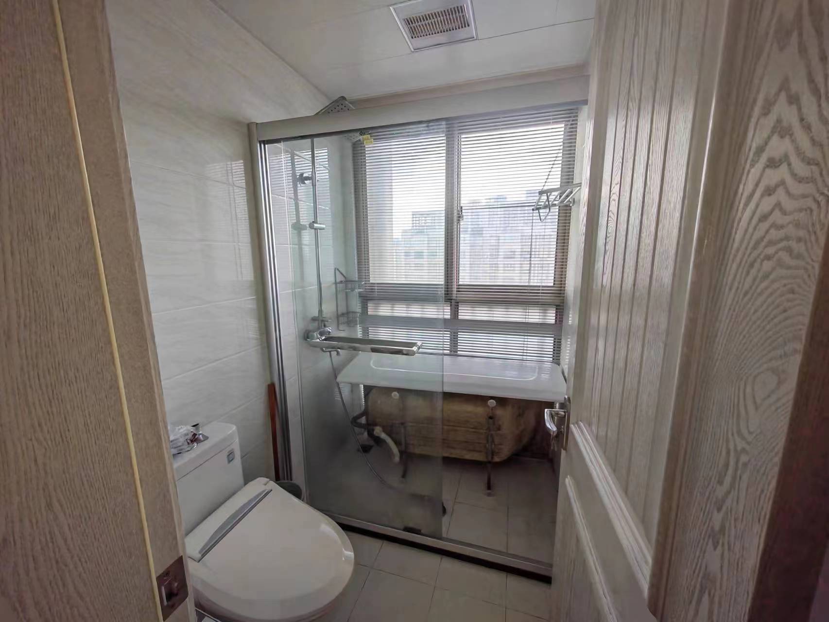 尚海湾 3室2厅2卫 136.00m&sup2;