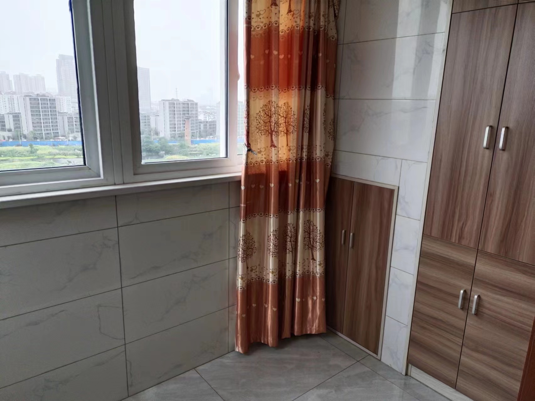 天香苑 2室1厅1卫 70m&sup2;