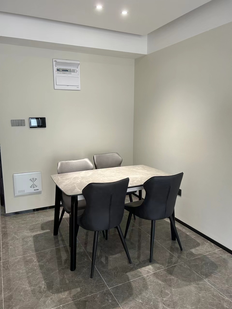 万科有湖（翡翠心湖） 3室2厅2卫 127m&sup2;