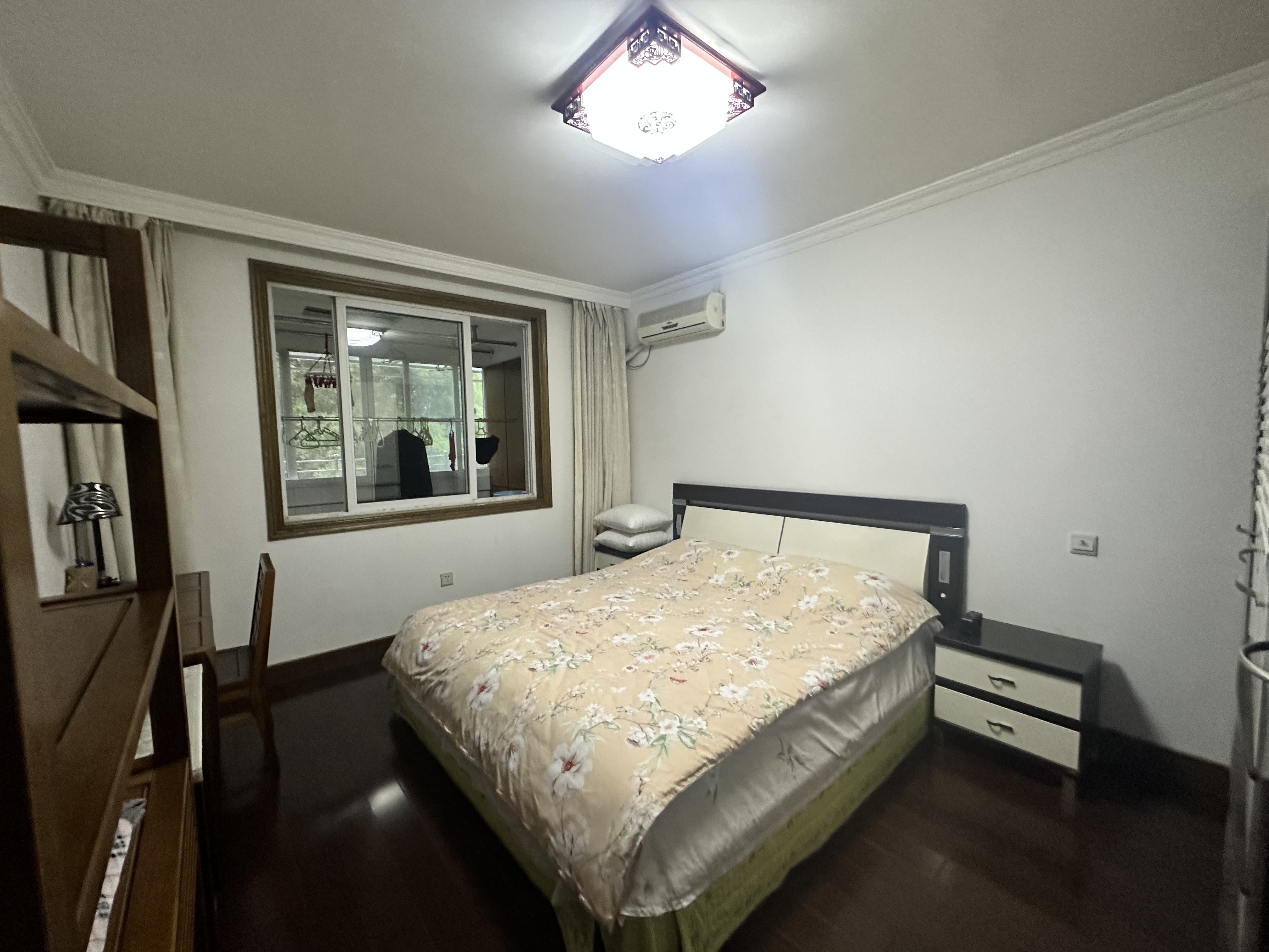 苏东花苑 3室2厅1卫 132.92m&sup2;