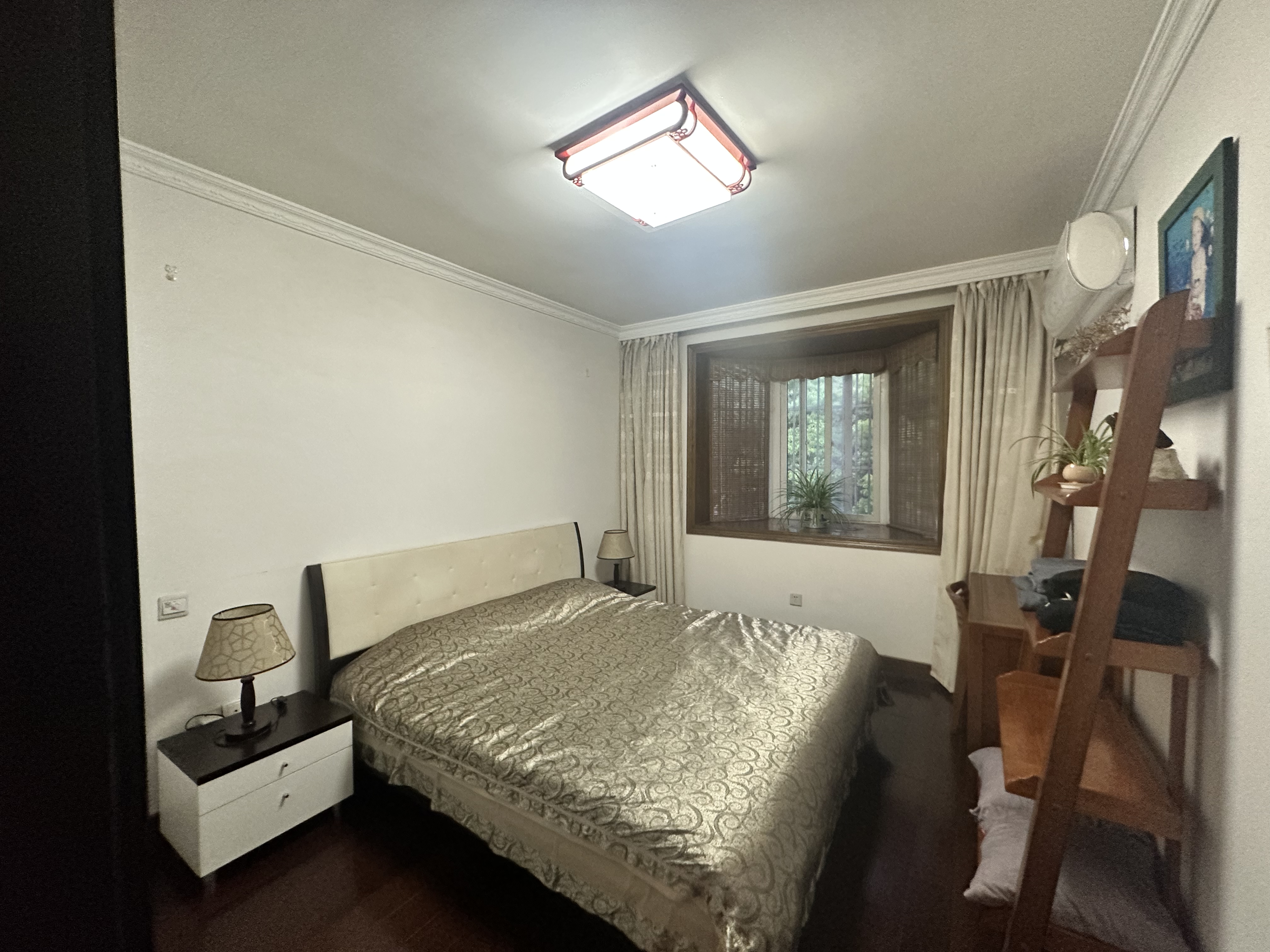 苏东花苑 3室2厅1卫 132.92m&sup2;