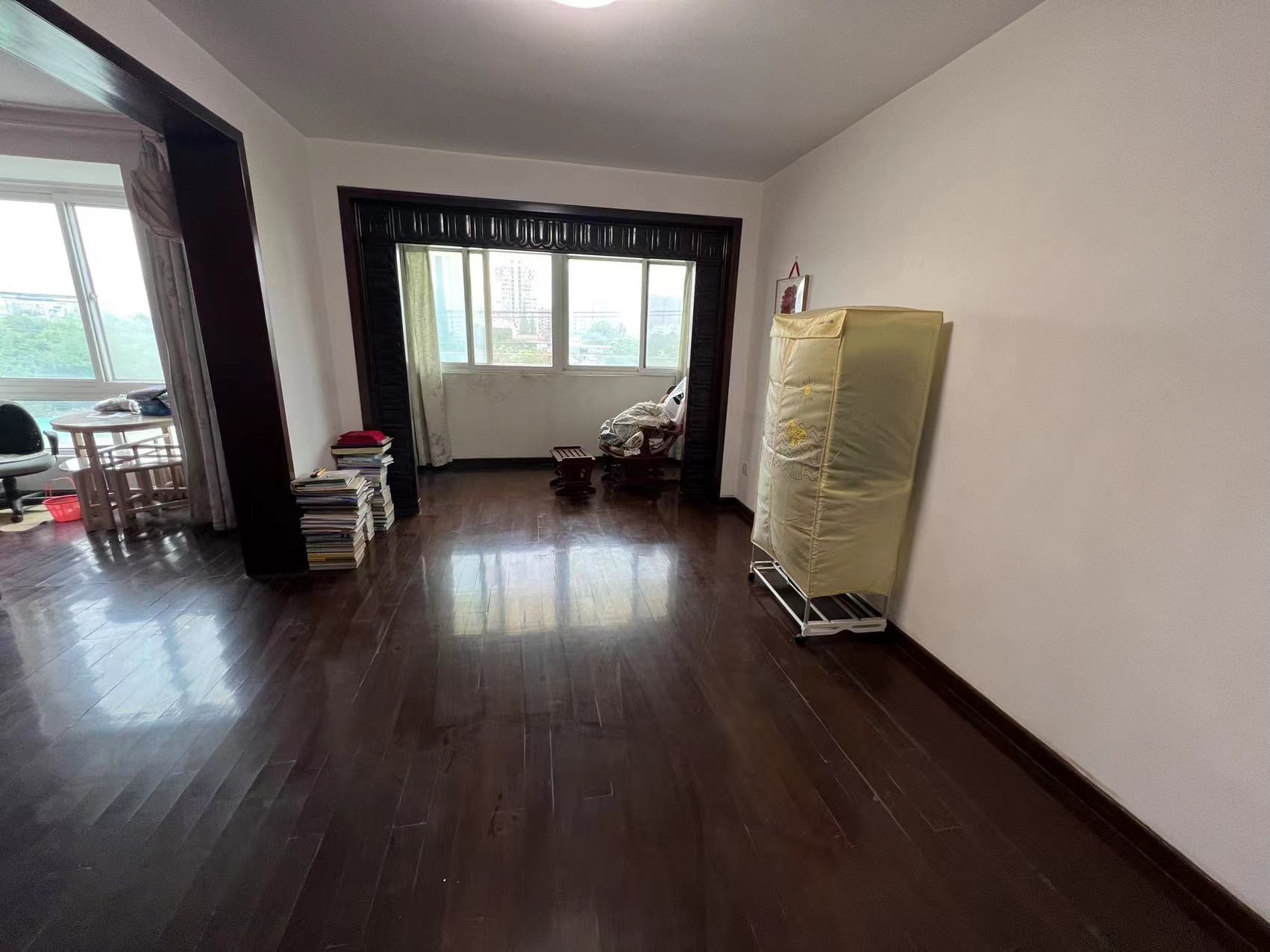 城南小苑 4室2厅1卫 200.00m&sup2;