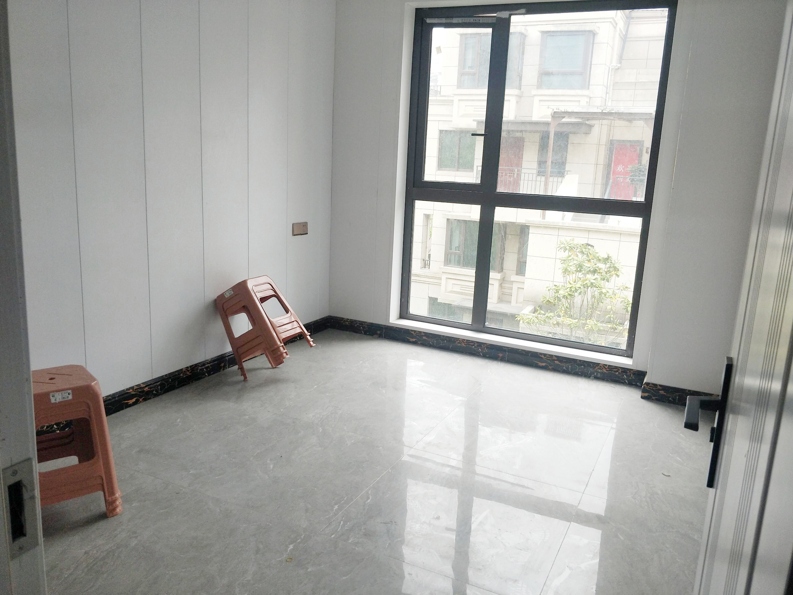 中南熙悦(南通经济技术开发区) 4室2厅2卫 131m&sup2;