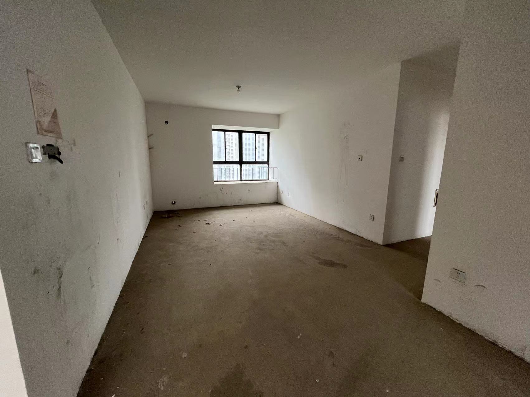 翰铂府北区 4室2厅2卫 120m&sup2;