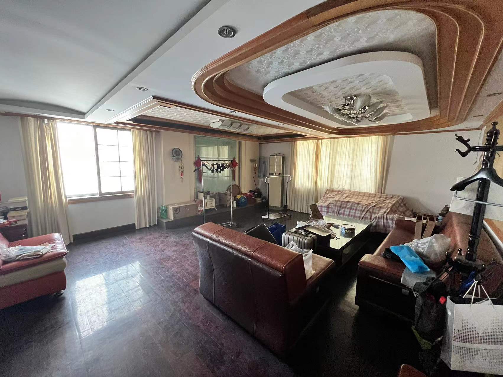 弘运园 8室3厅3卫 300.00m&sup2;