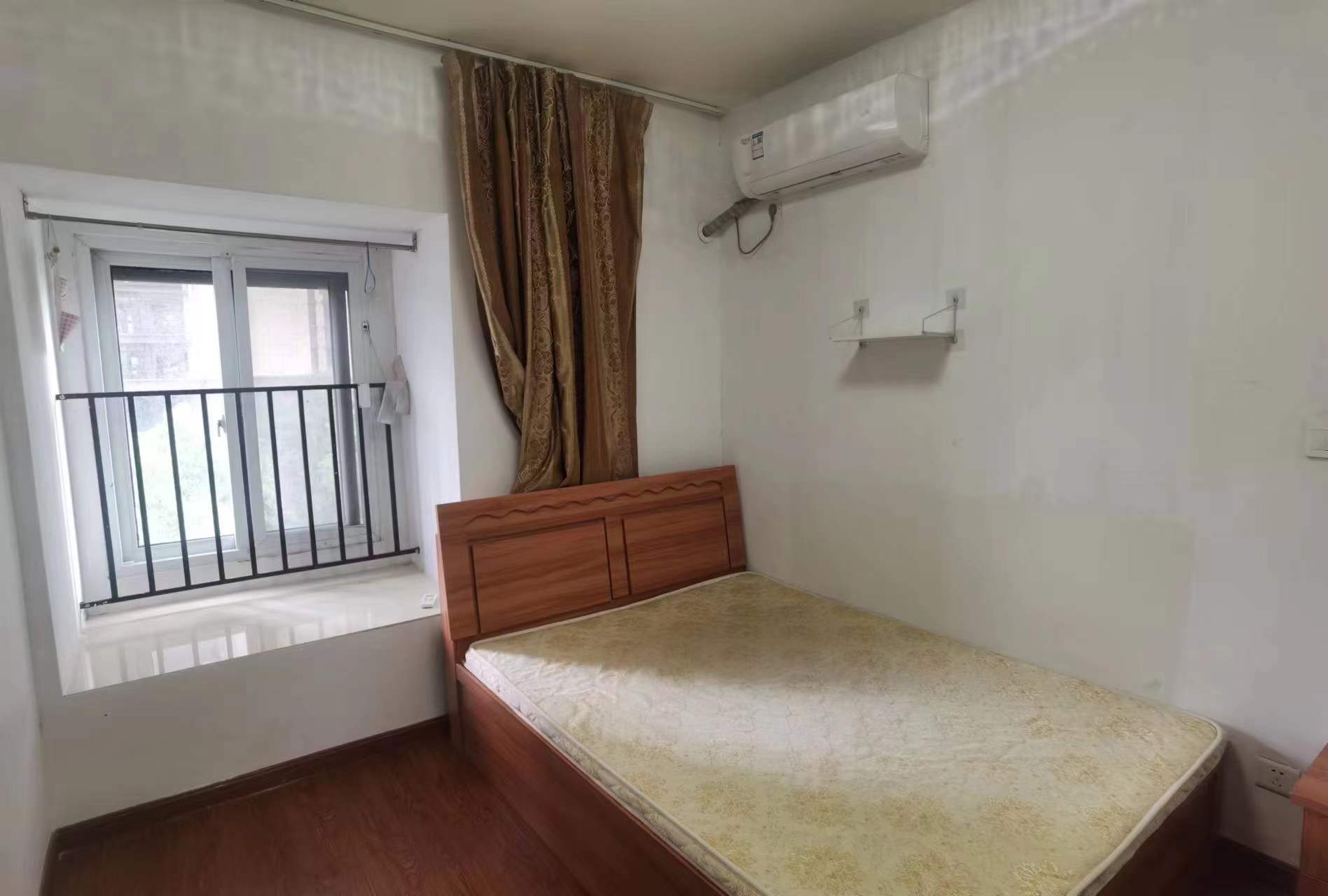 景瑞御府 3室2厅1卫 93m&sup2;