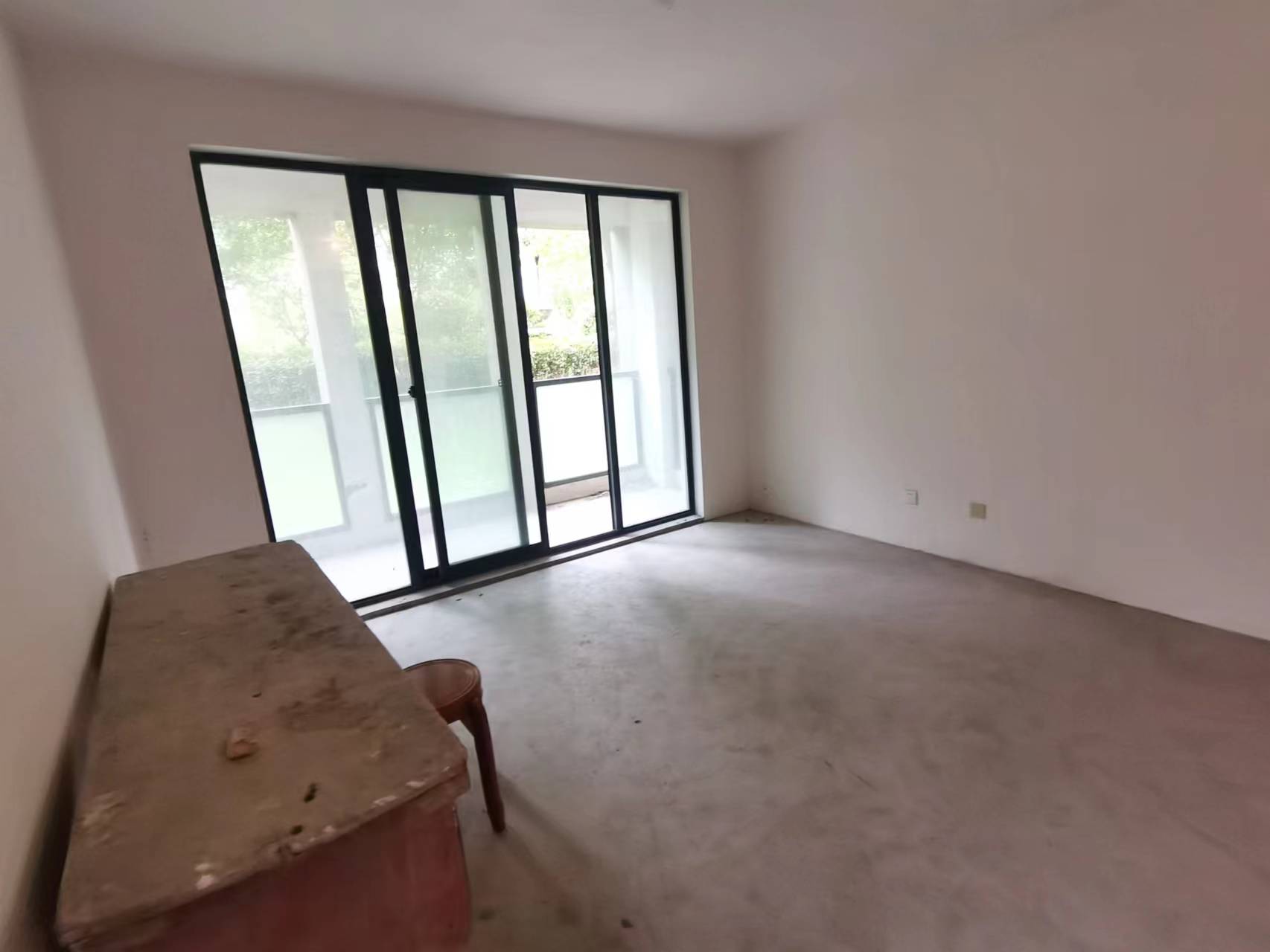 万和·润园 5室2厅2卫 235m²