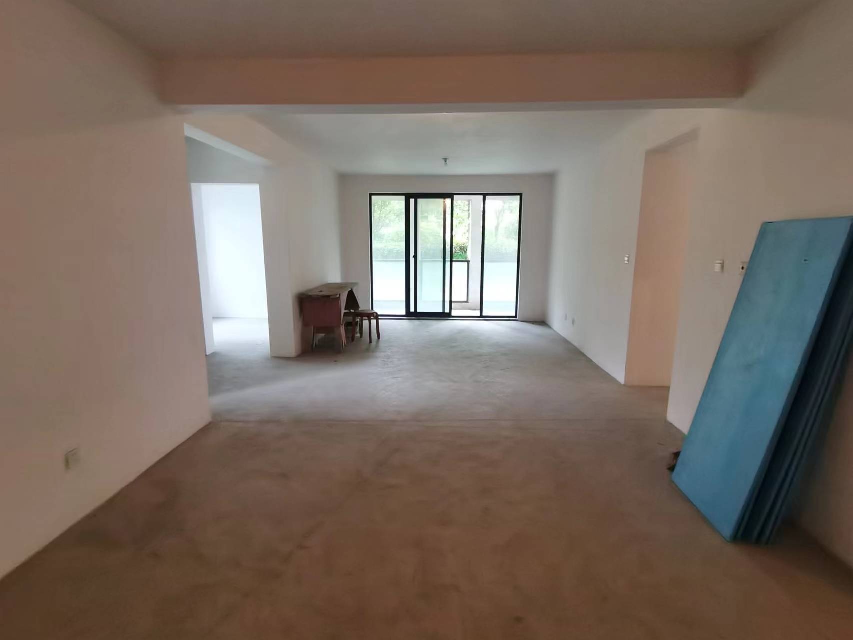 万和·润园 5室2厅2卫 235m²