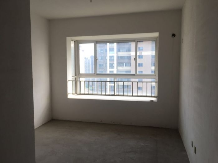 尚海城 4室2厅2卫 150m&sup2;