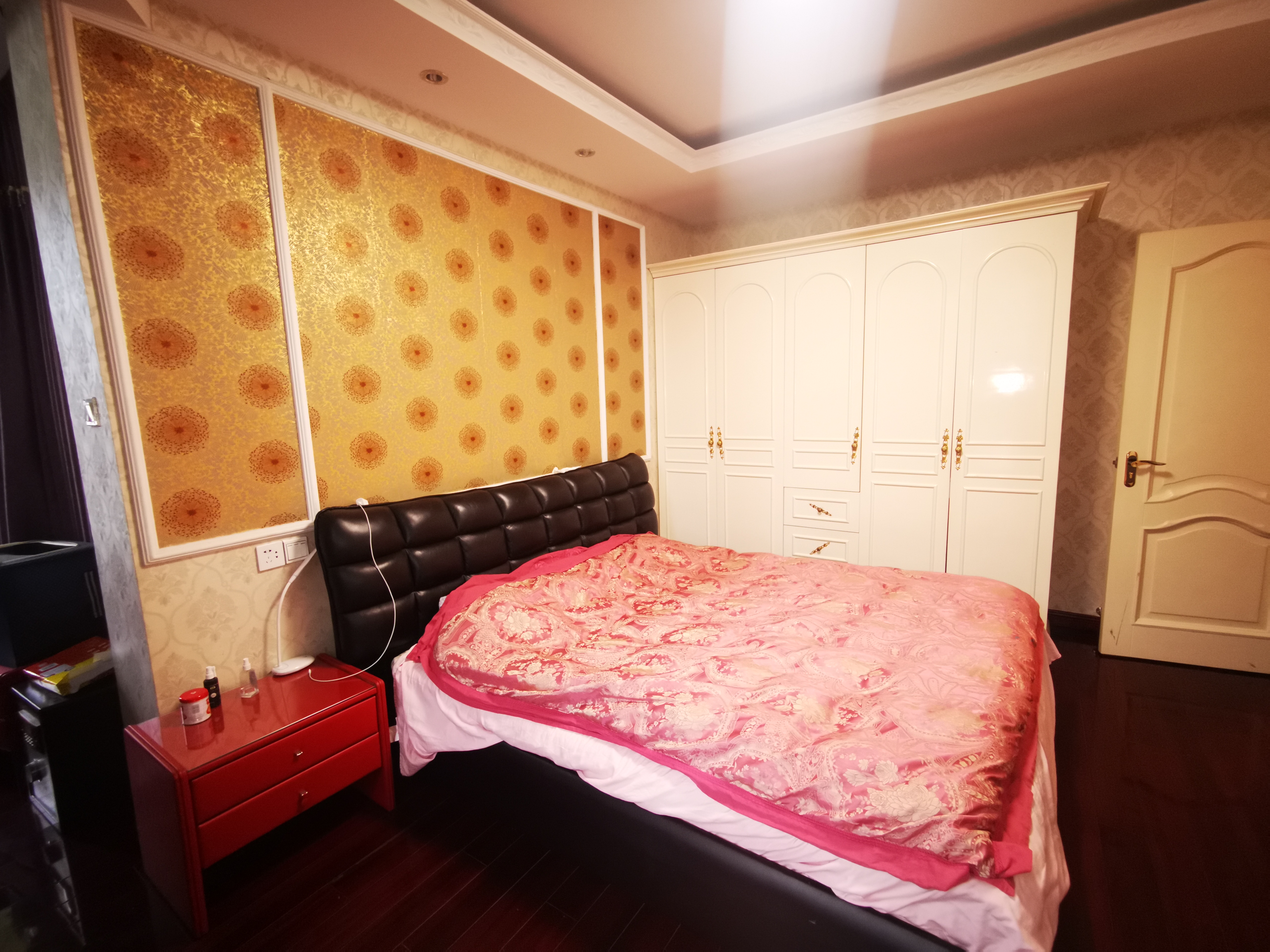 金沙阳光府邸 6室3厅3卫 256m&sup2;
