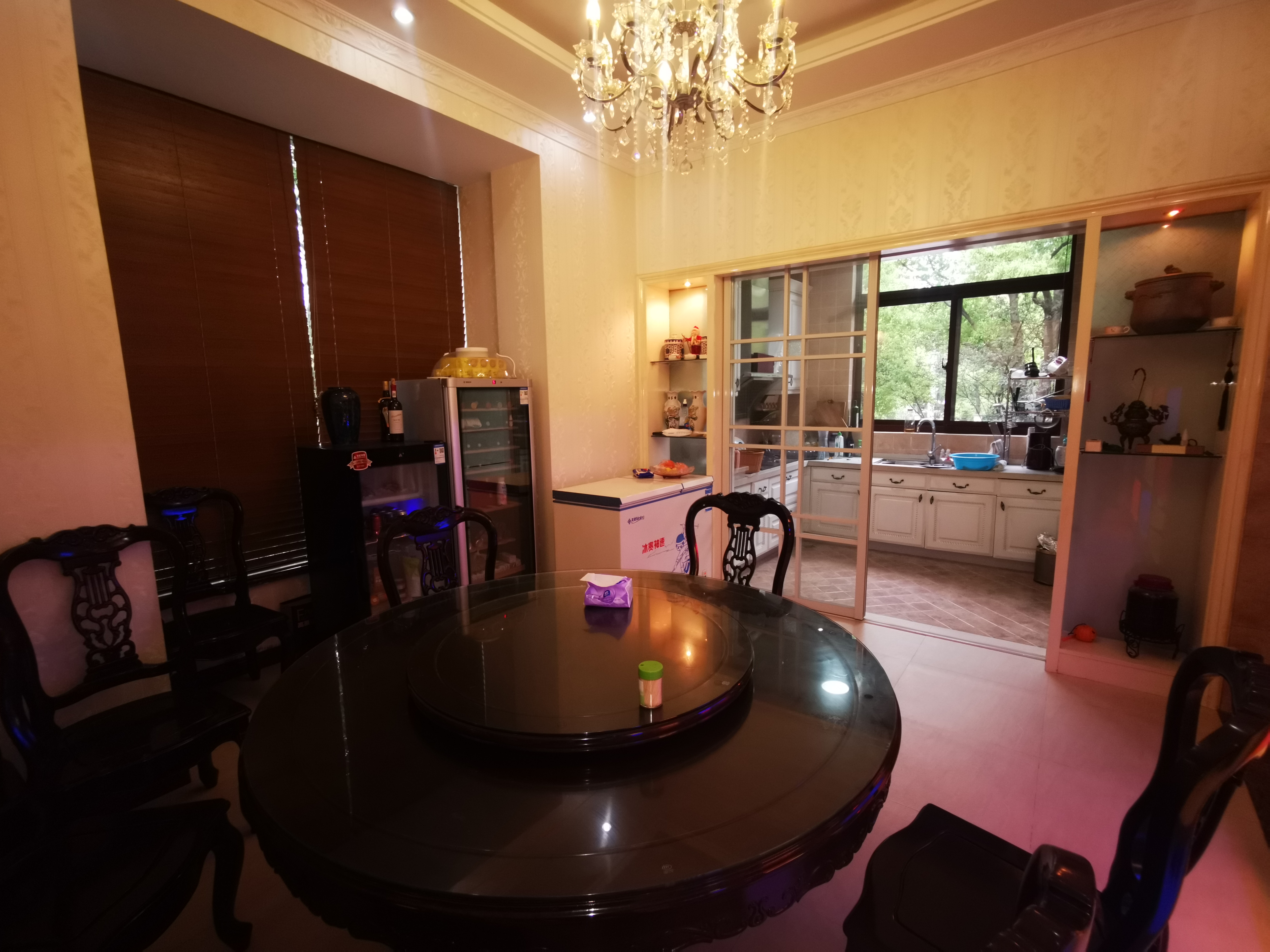 金沙阳光府邸 6室3厅3卫 256m&sup2;