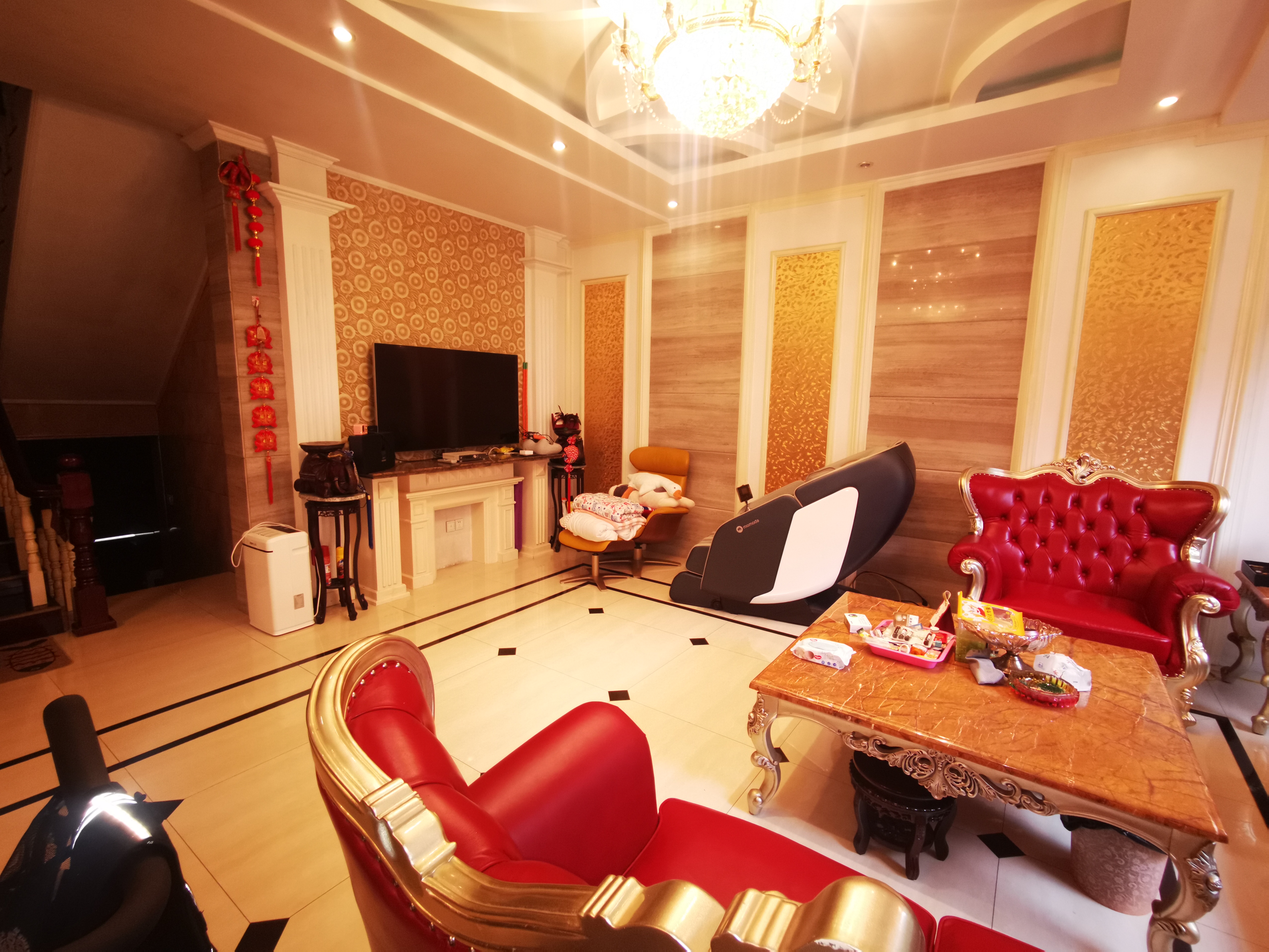 金沙阳光府邸 6室3厅3卫 256m&sup2;
