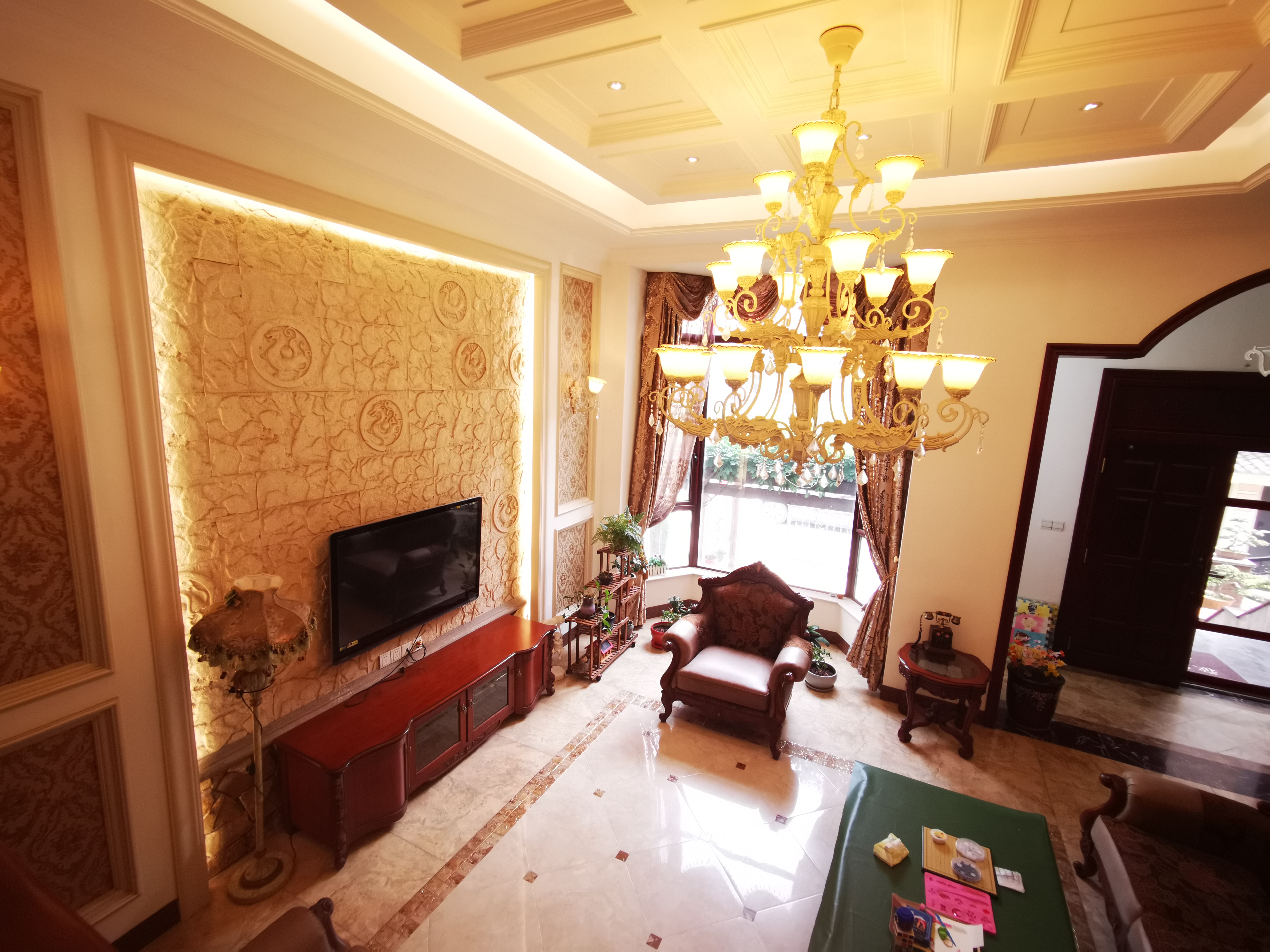 金沙阳光府邸 5室2厅3卫 347m²
