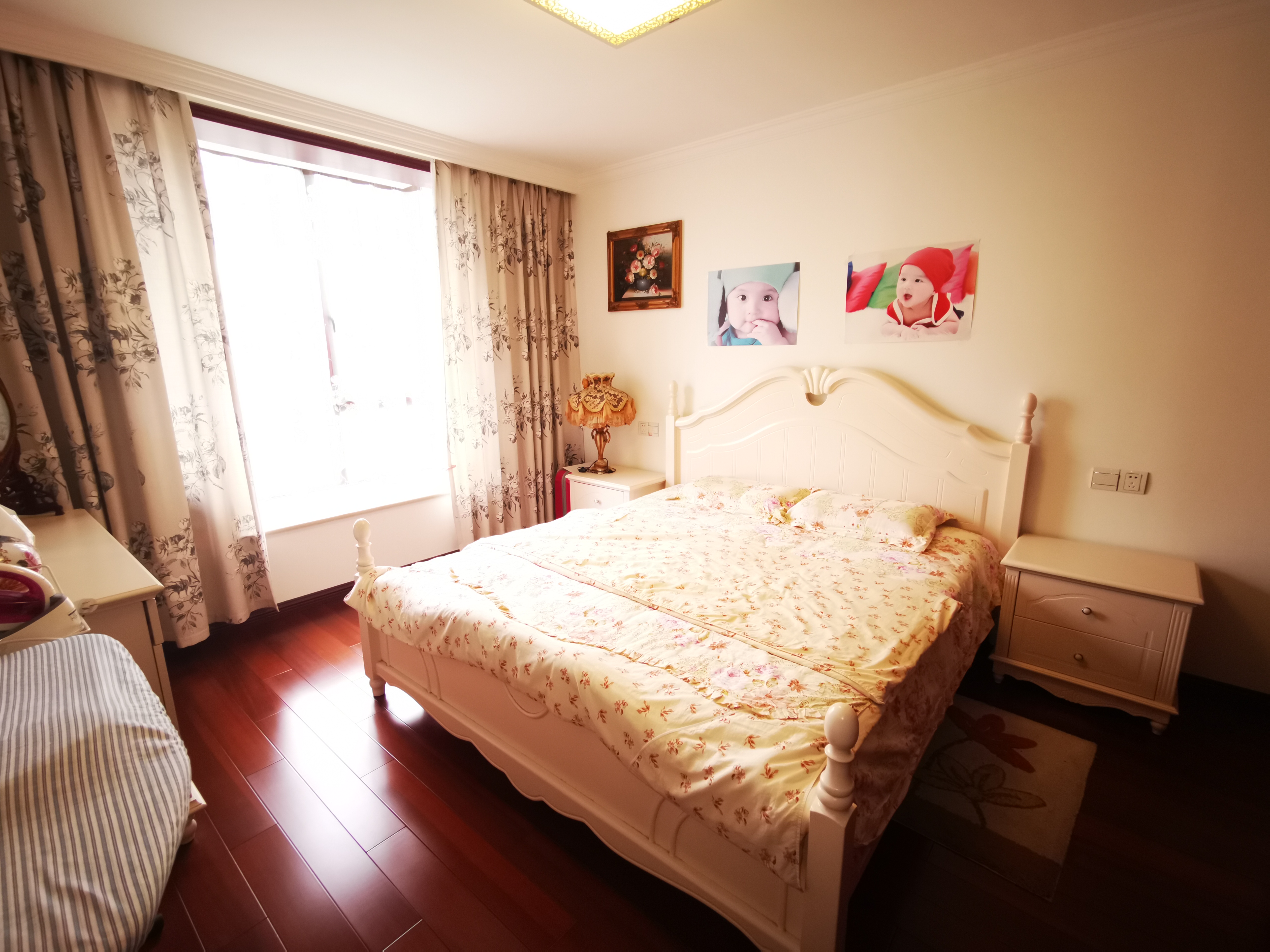 金沙阳光府邸 5室2厅3卫 347m²
