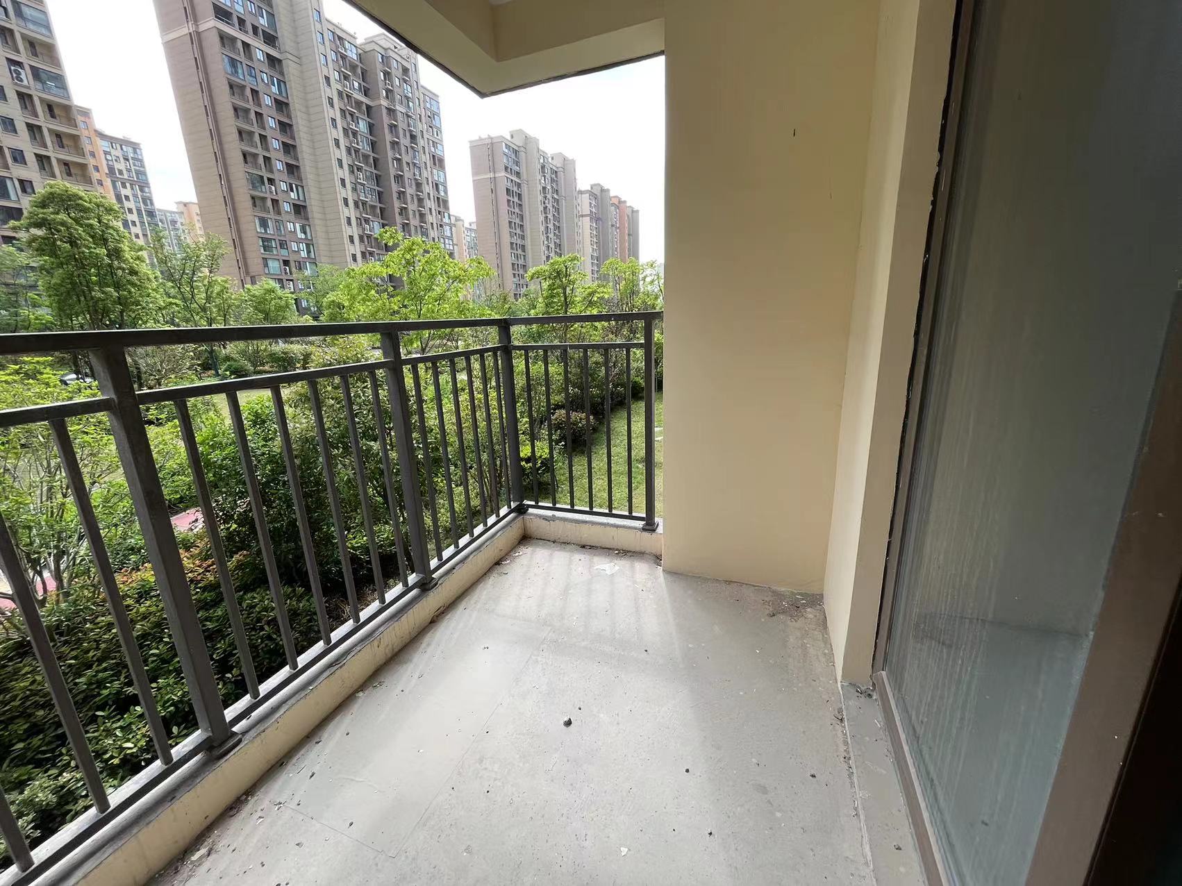 佳源都市 3室2厅2卫 98m&sup2;
