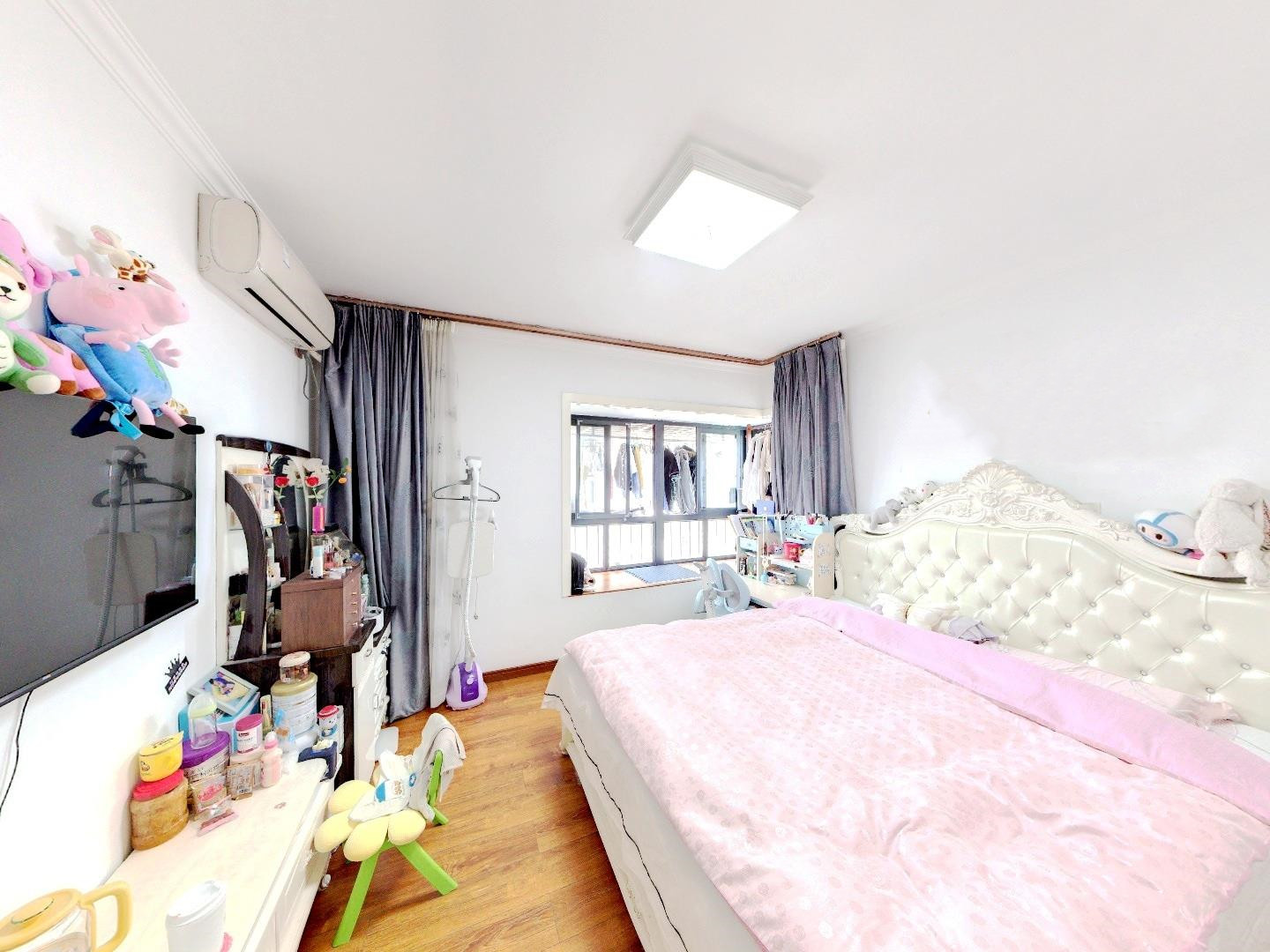 海尚家园东区 3室2厅2卫 126m&sup2;