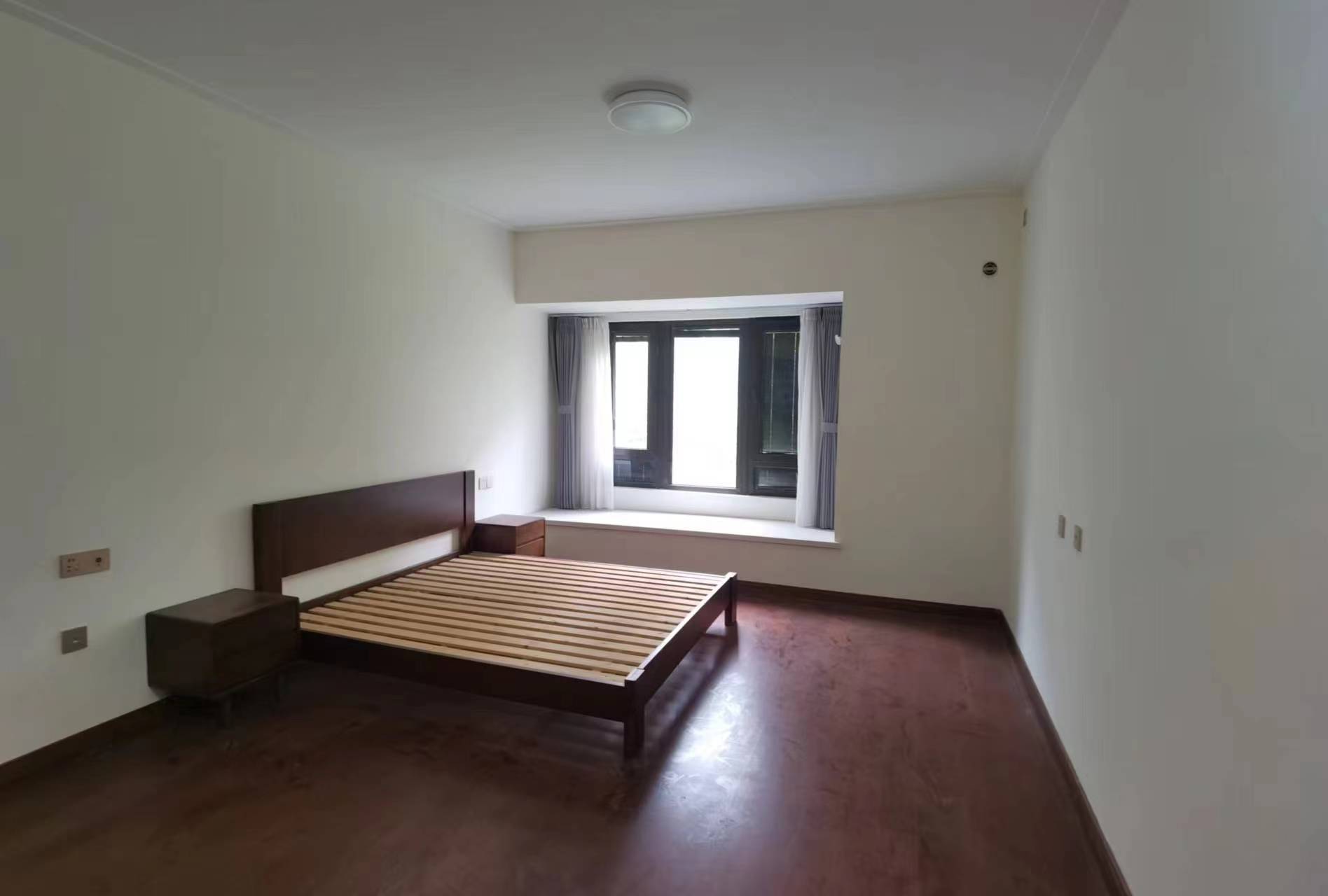 中南万科大都会 3室2厅2卫 133m&sup2;