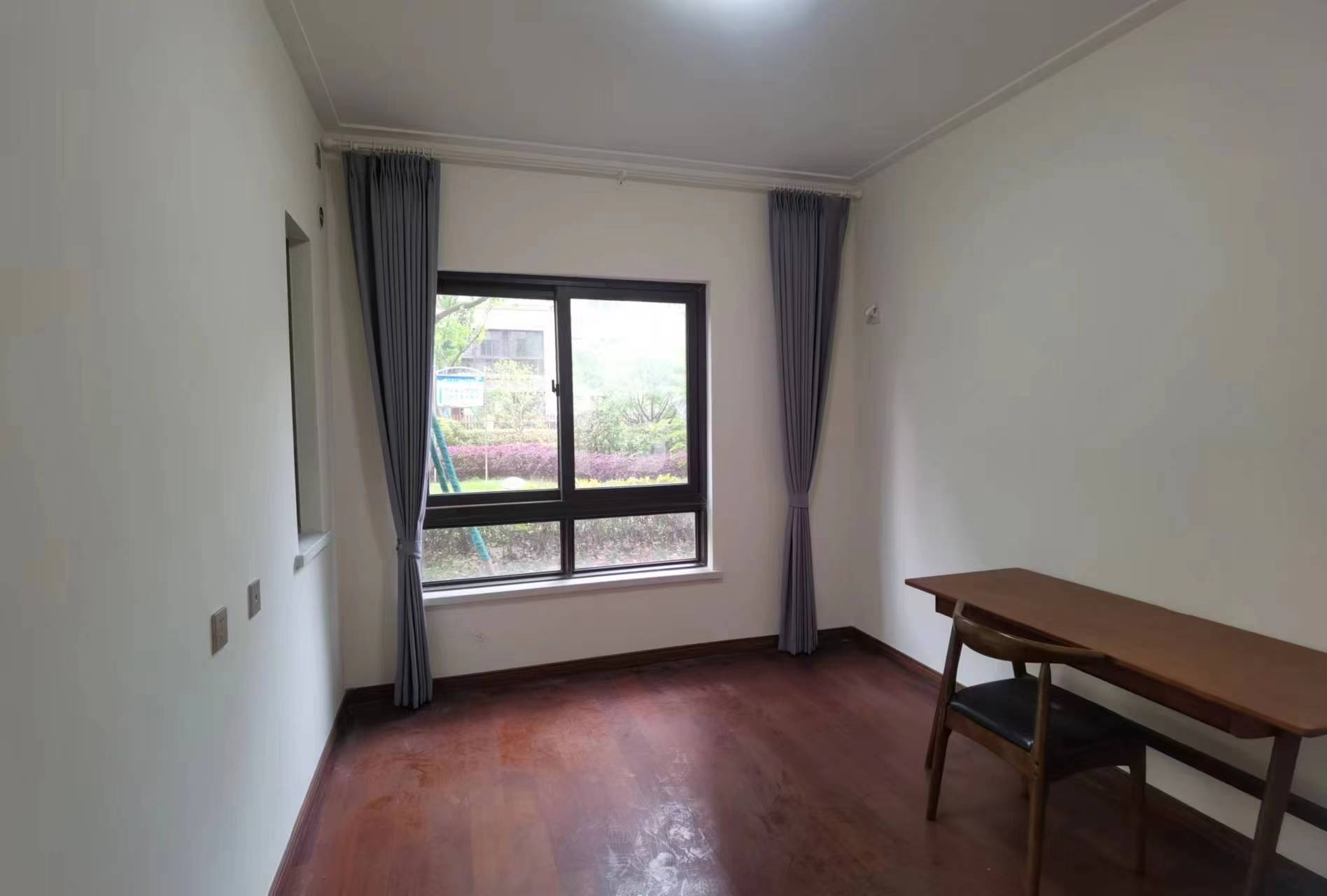 中南万科大都会 3室2厅2卫 133m&sup2;