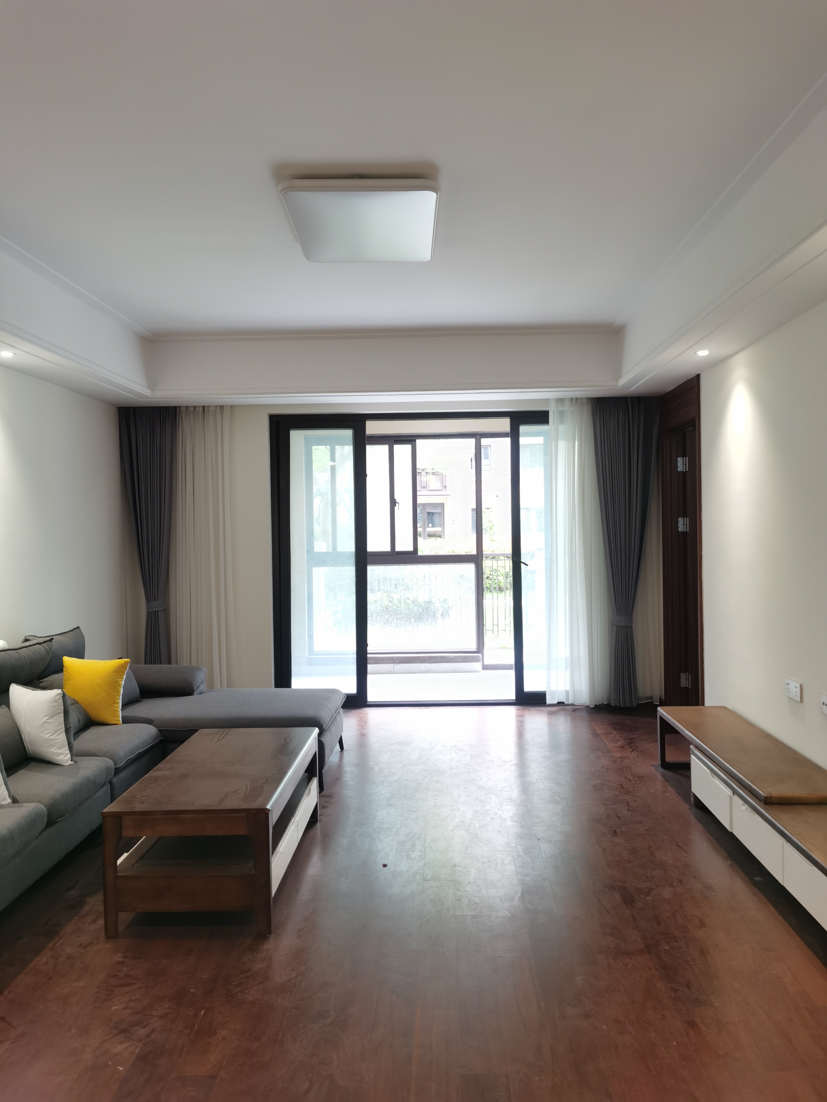 中南万科大都会 3室2厅2卫 133m&sup2;