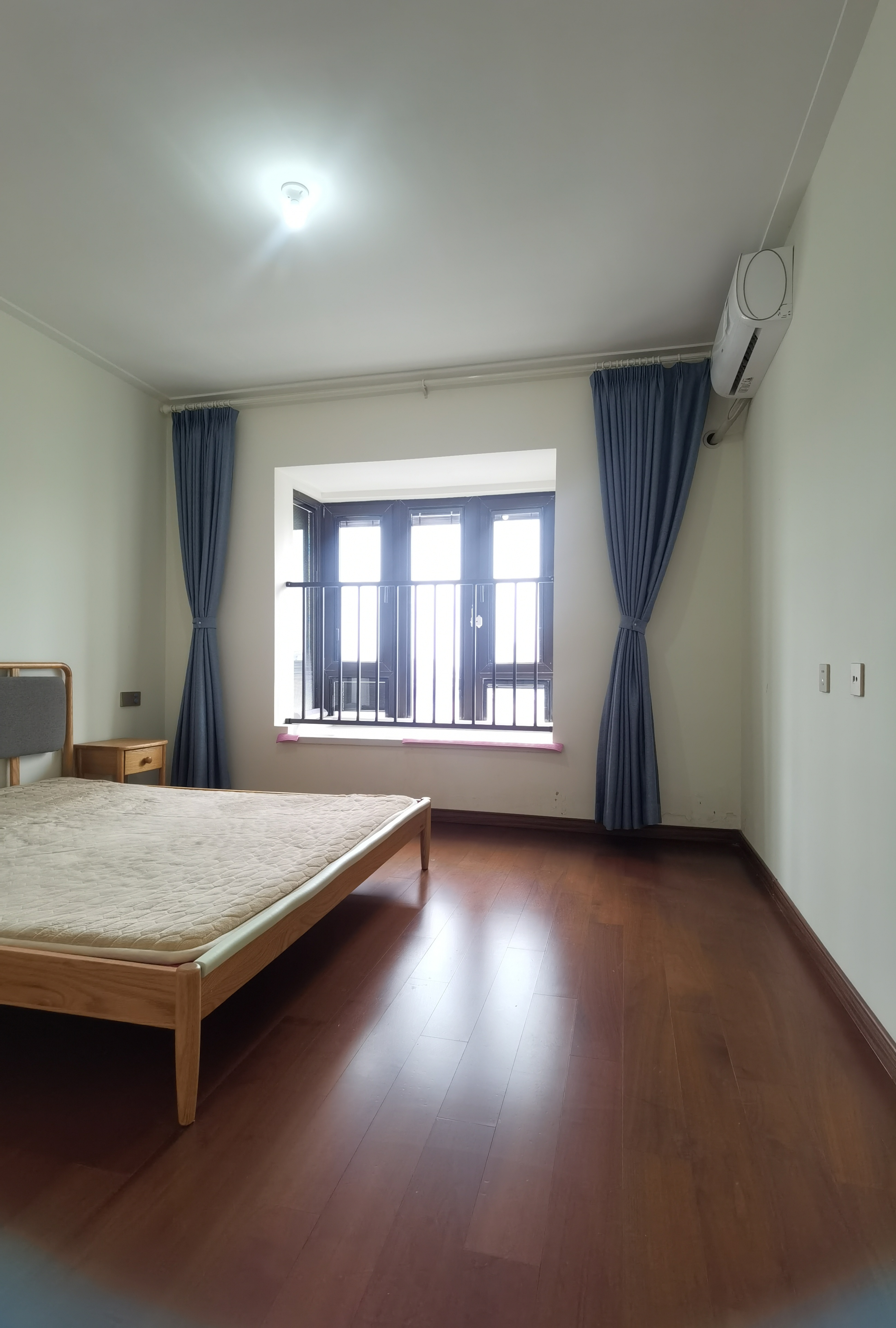 中南万科大都会 3室2厅2卫 133m&sup2;