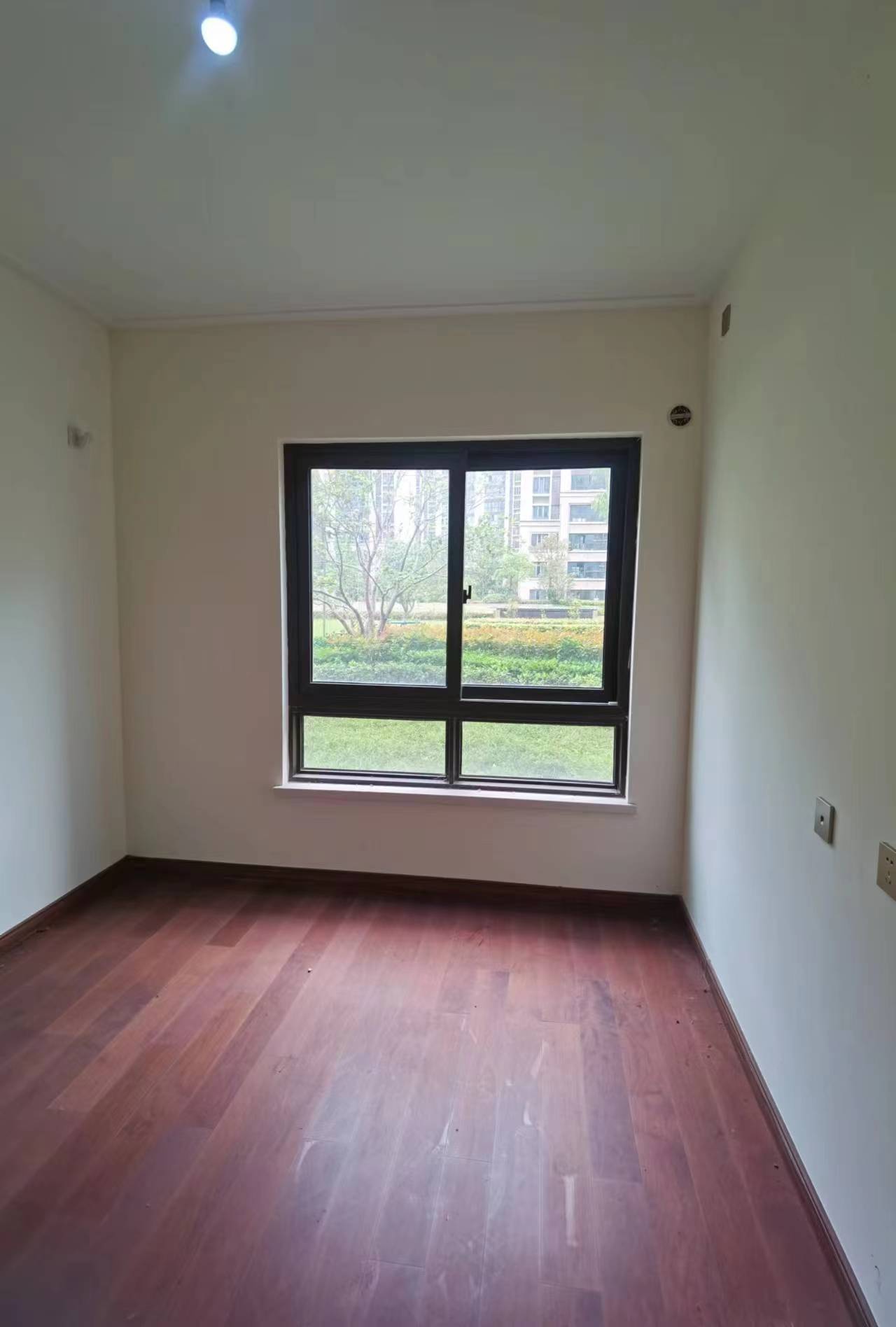中南万科大都会 3室2厅2卫 127.35m&sup2;