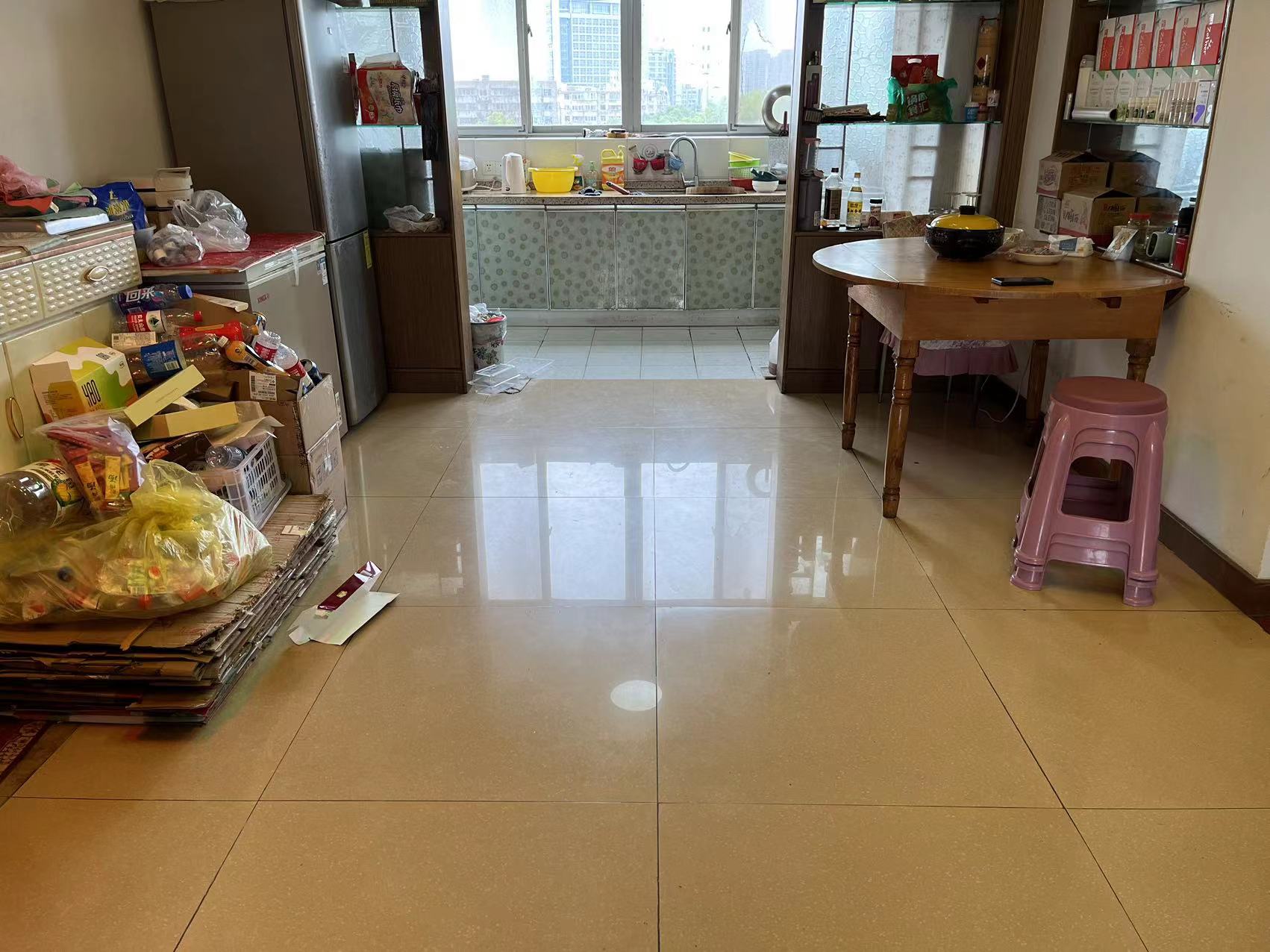 虹桥西村 3室2厅1卫 128m²