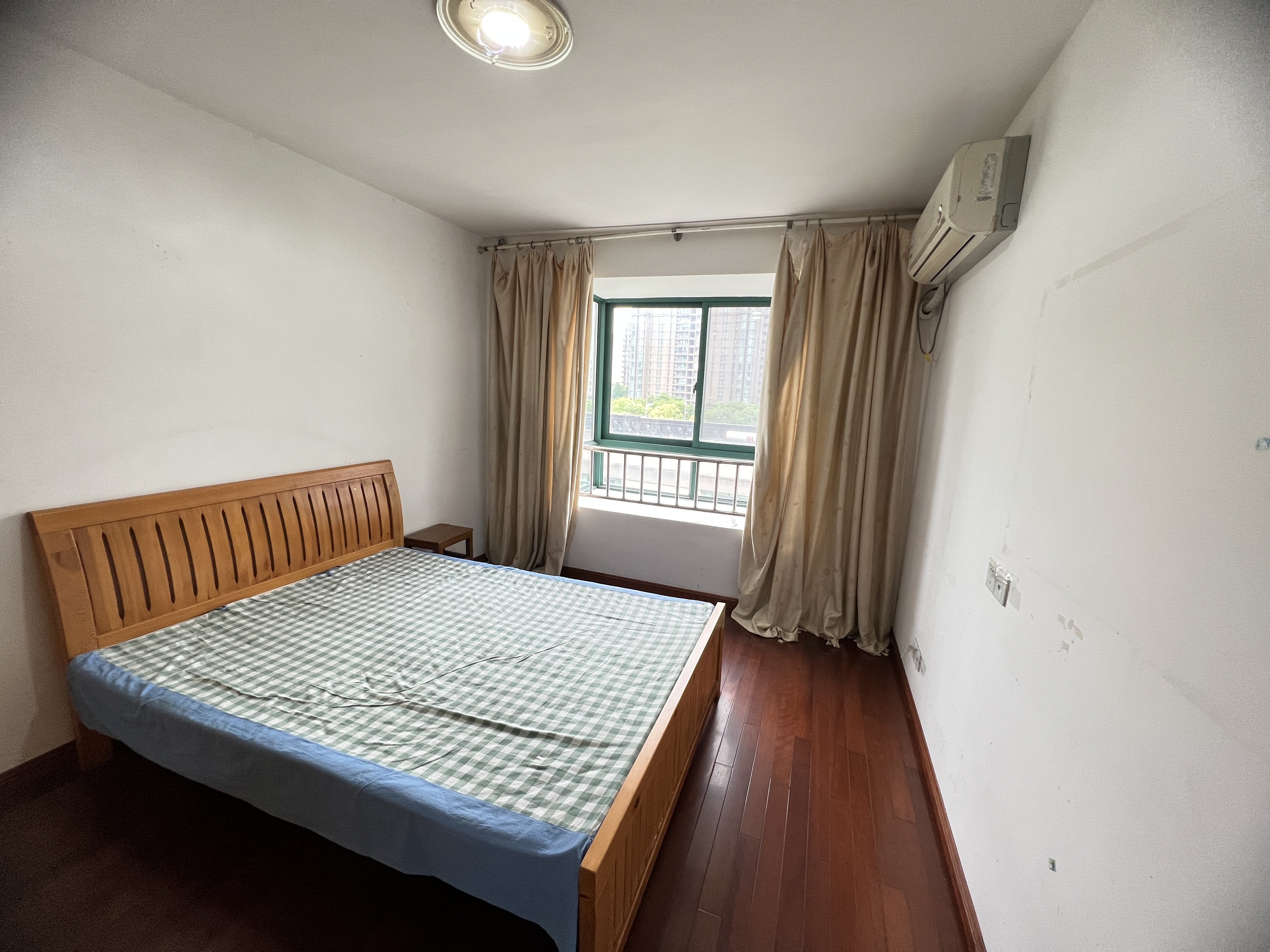 新城小区 2室2厅1卫 81.52m&sup2;
