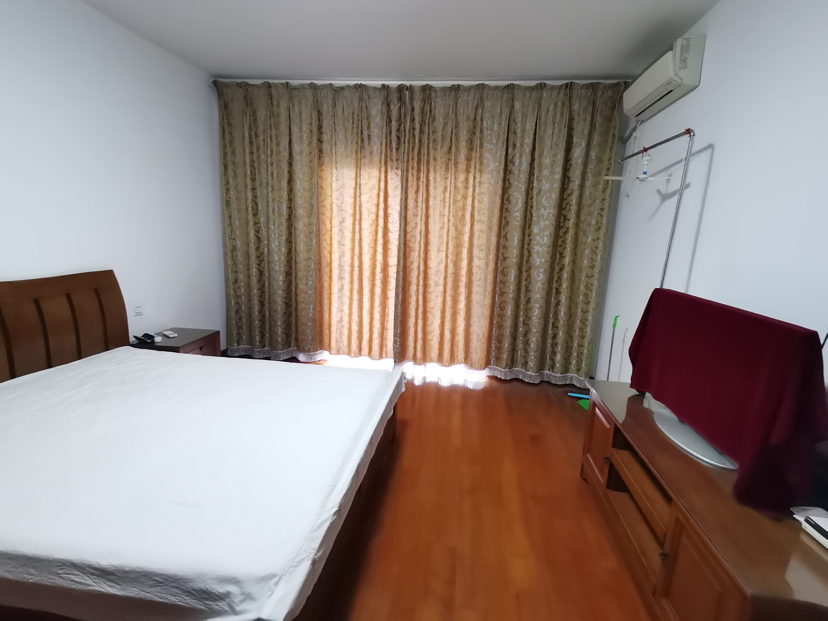 华德大唐花苑 5室2厅3卫 363m&sup2;