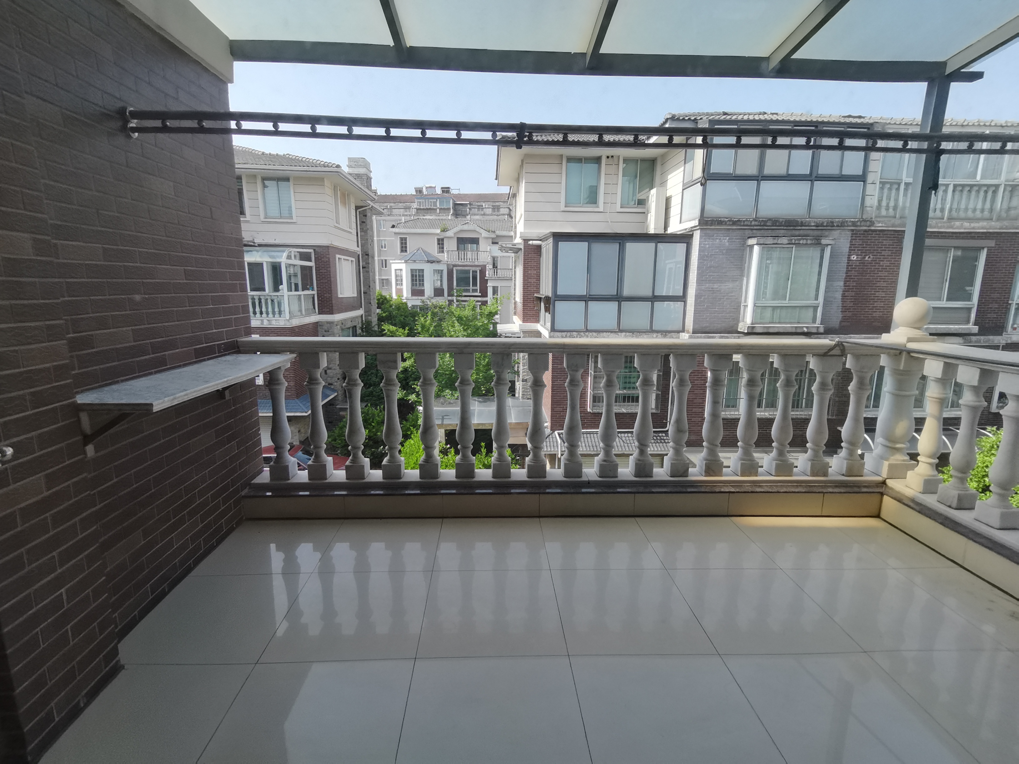 华德大唐花苑 5室2厅3卫 363m&sup2;