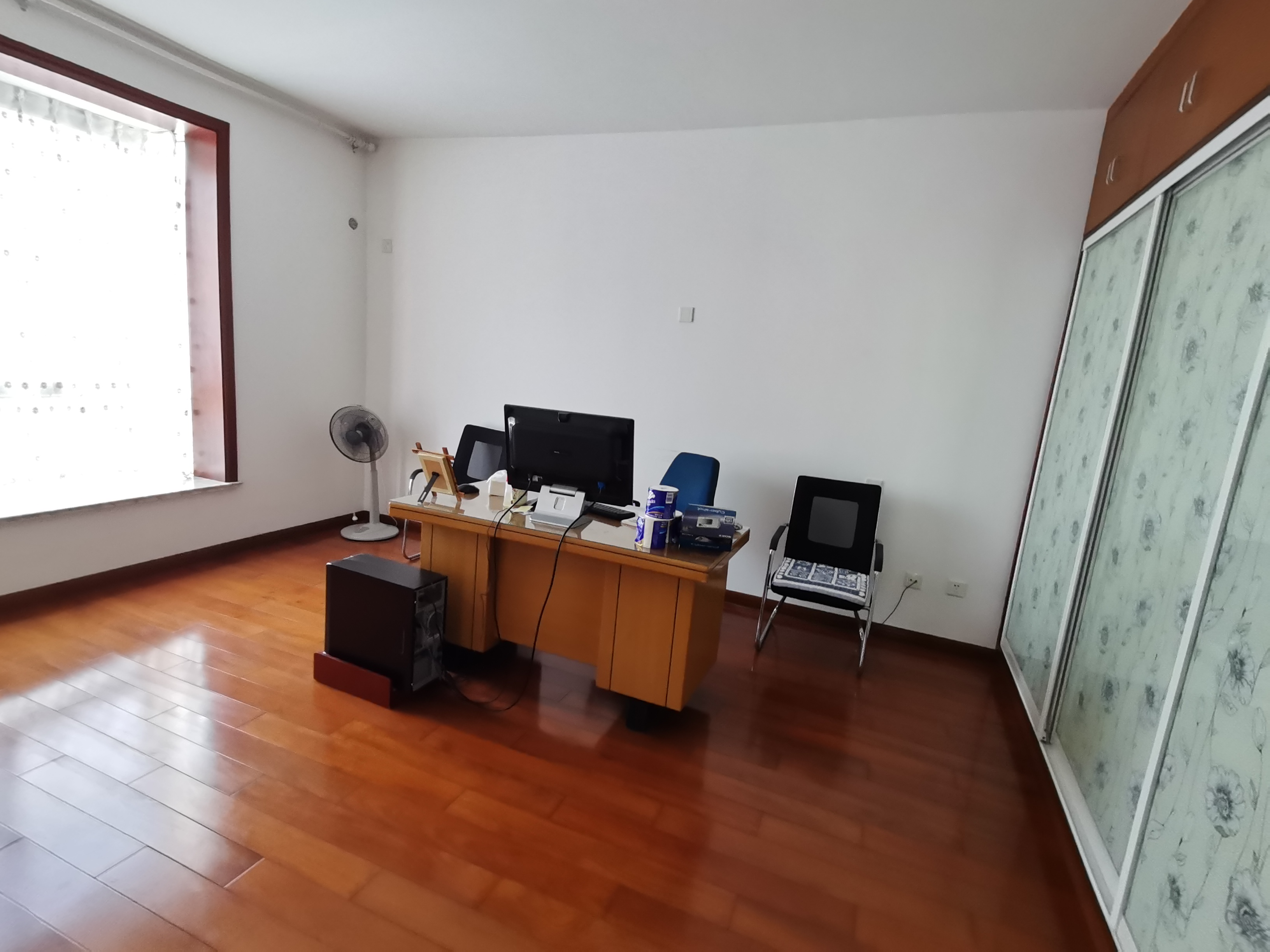 华德大唐花苑 5室2厅3卫 363m&sup2;