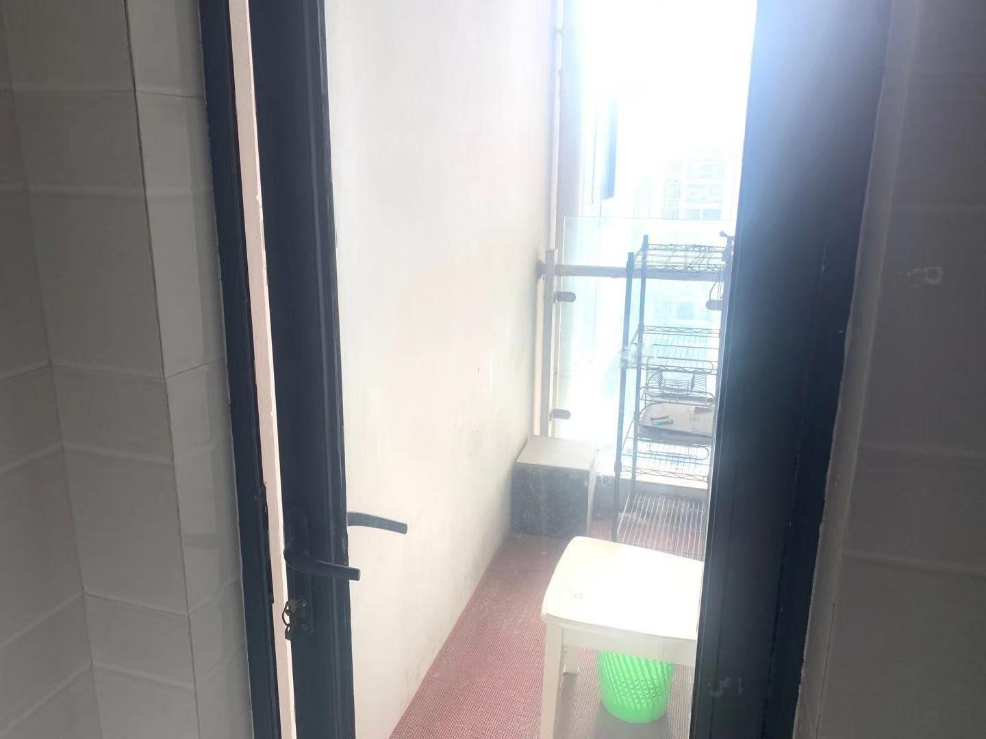 中南世纪城北区 2室2厅1卫 105m&sup2;