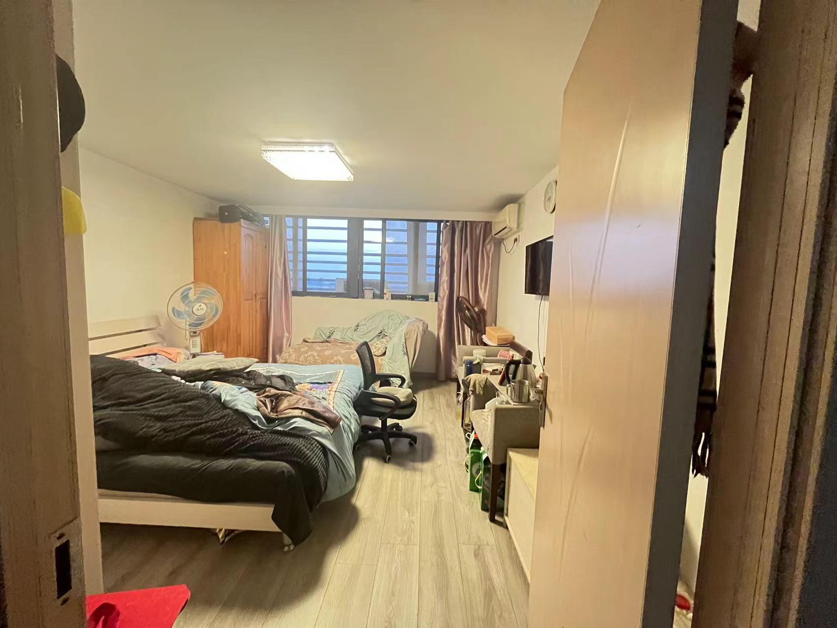 太阳鑫城 3室3厅1卫 53m&sup2;