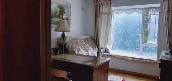 江海名苑南区 4室2厅2卫 170m&sup2;
