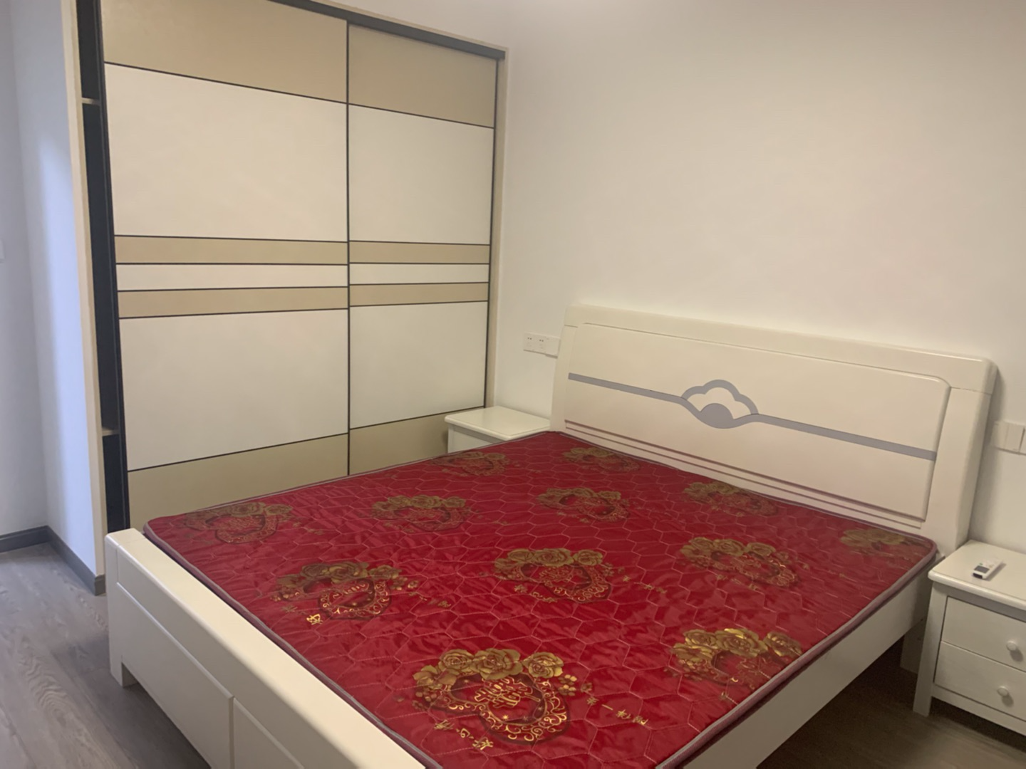 民主新村 2室1厅1卫 65m&sup2;