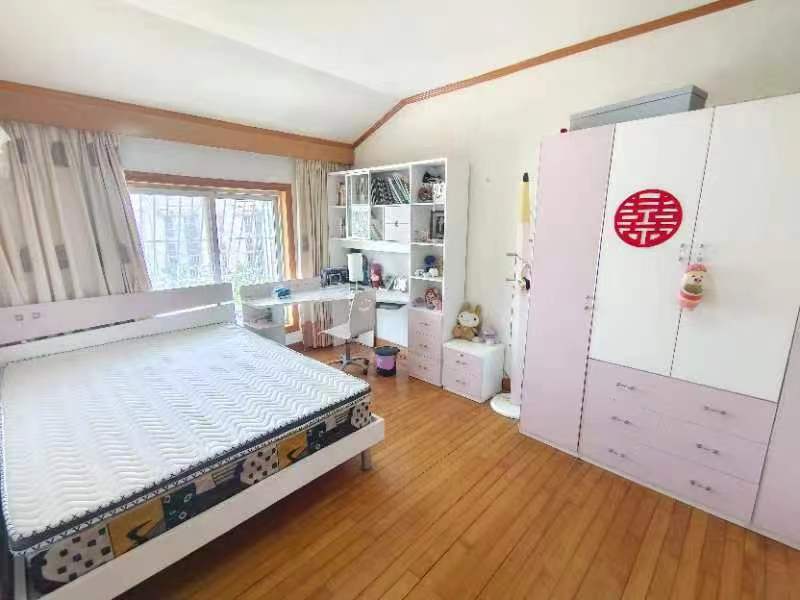 濠西园中北小区 5室2厅2卫 147m&sup2;