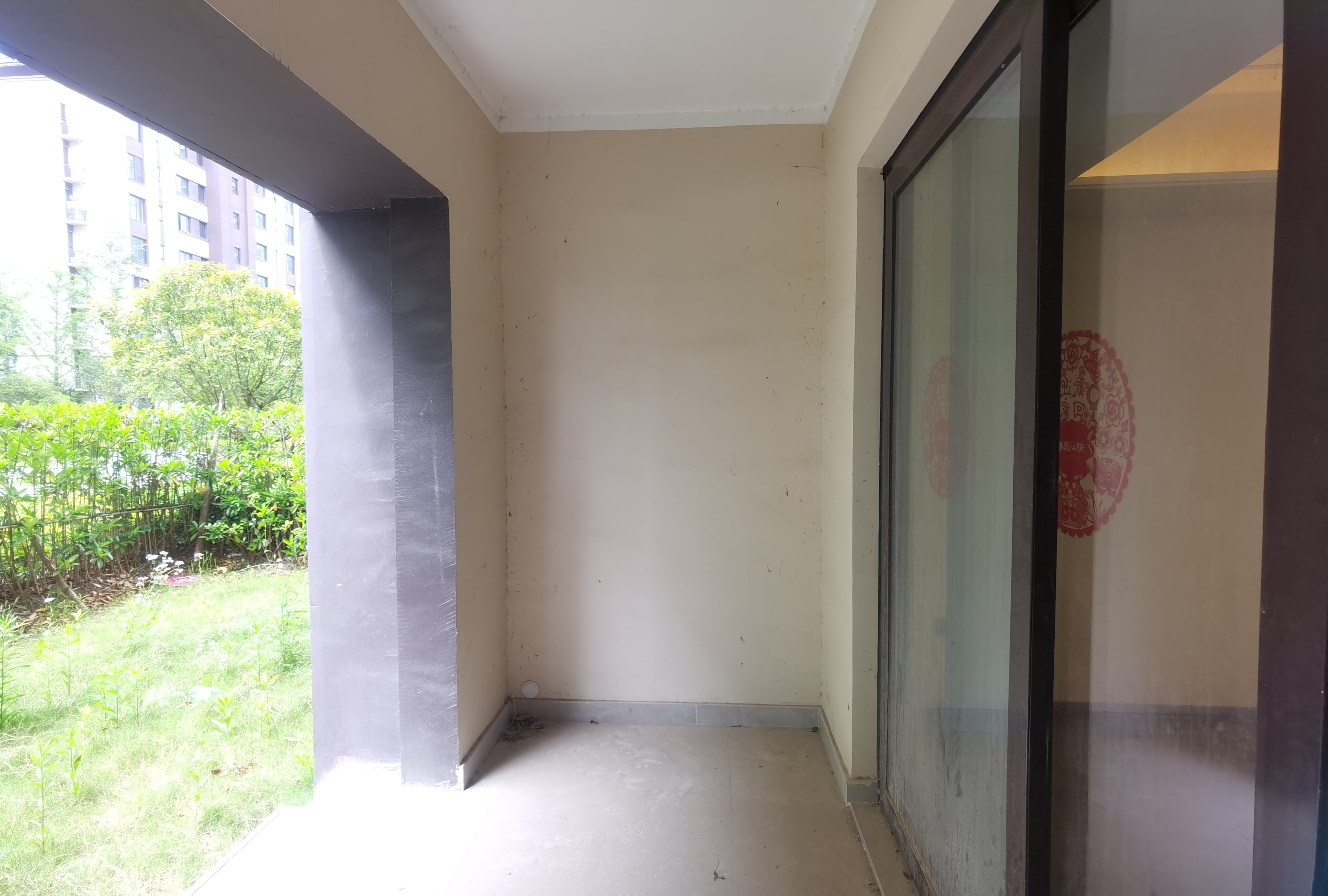 湖山源著 3室2厅1卫 98.00m&sup2;