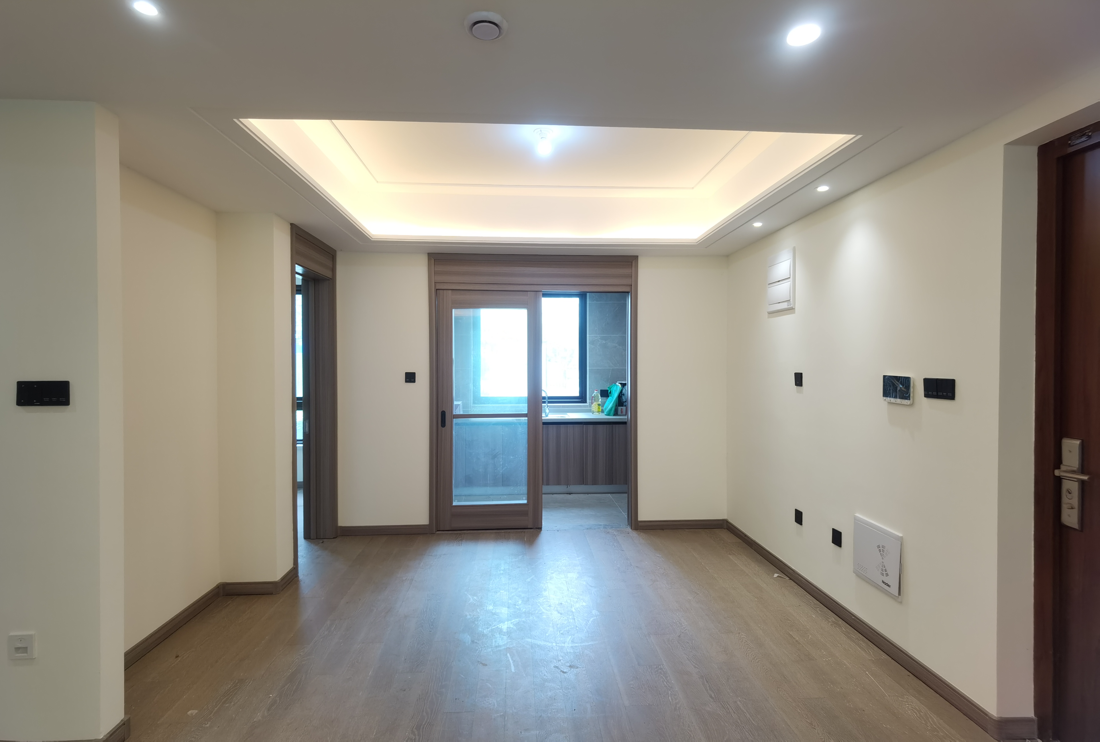湖山源著 3室2厅1卫 98.00m&sup2;