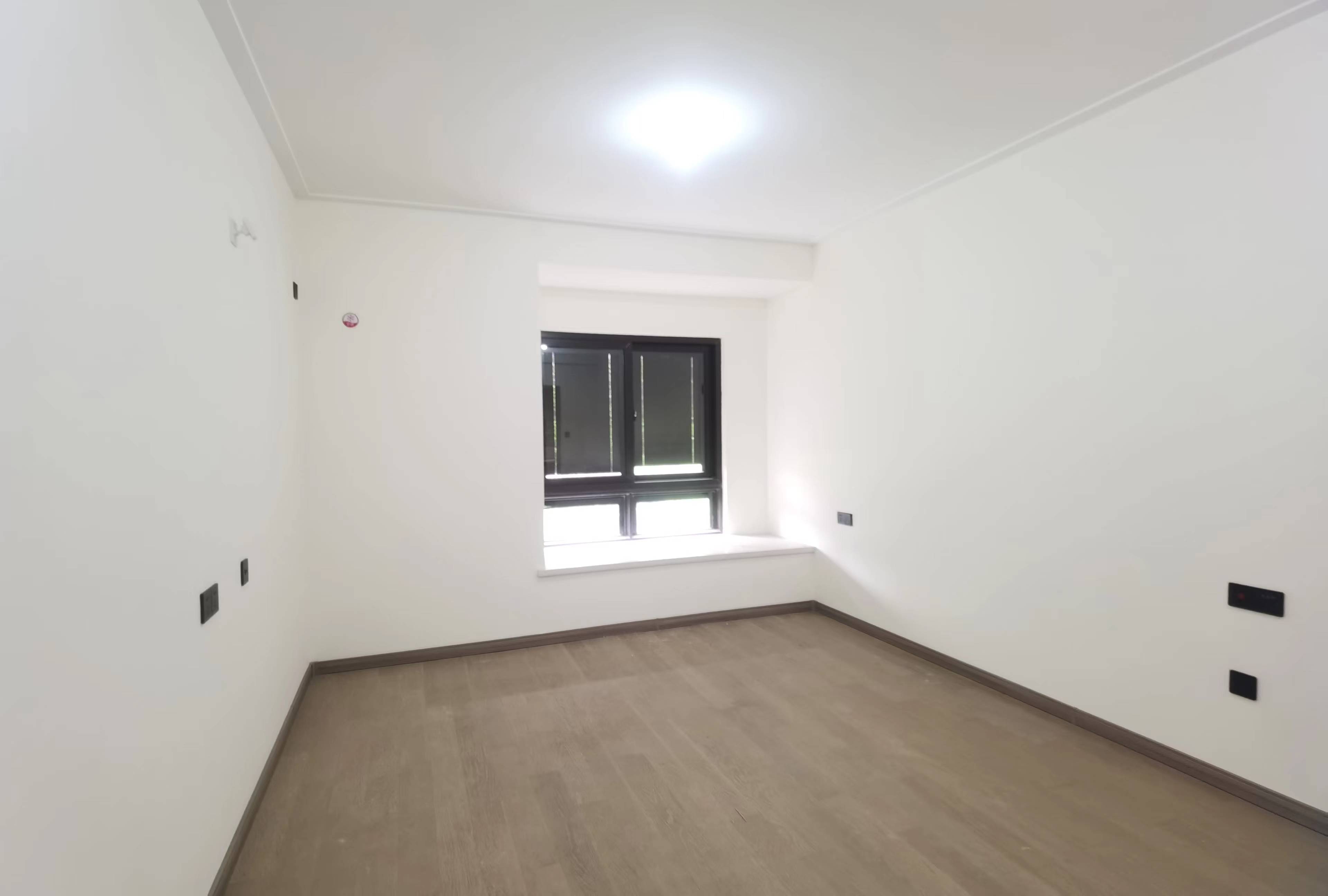 湖山源著 3室2厅1卫 98.00m&sup2;