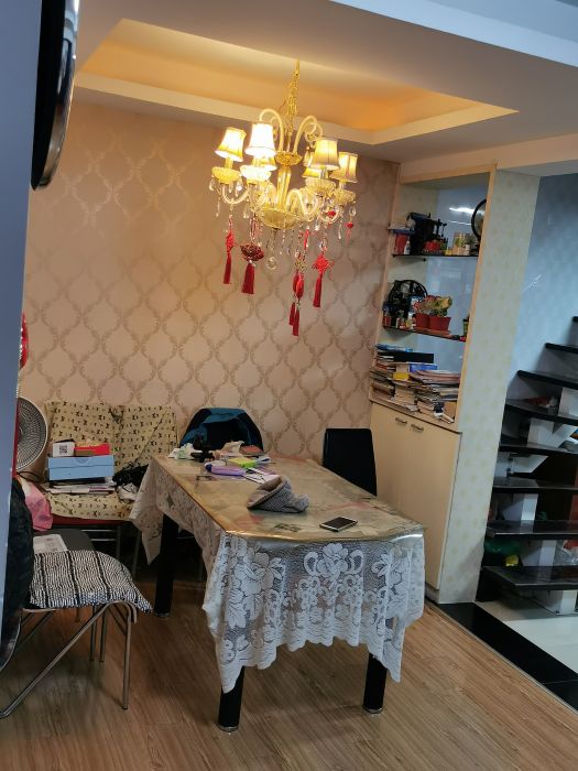 宝隆花园 3室2厅2卫 69m&sup2;