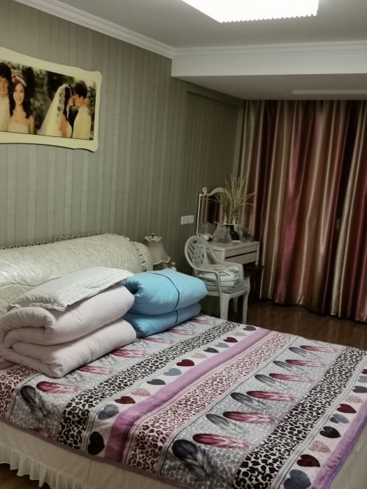 宝隆花园 3室2厅2卫 69m&sup2;